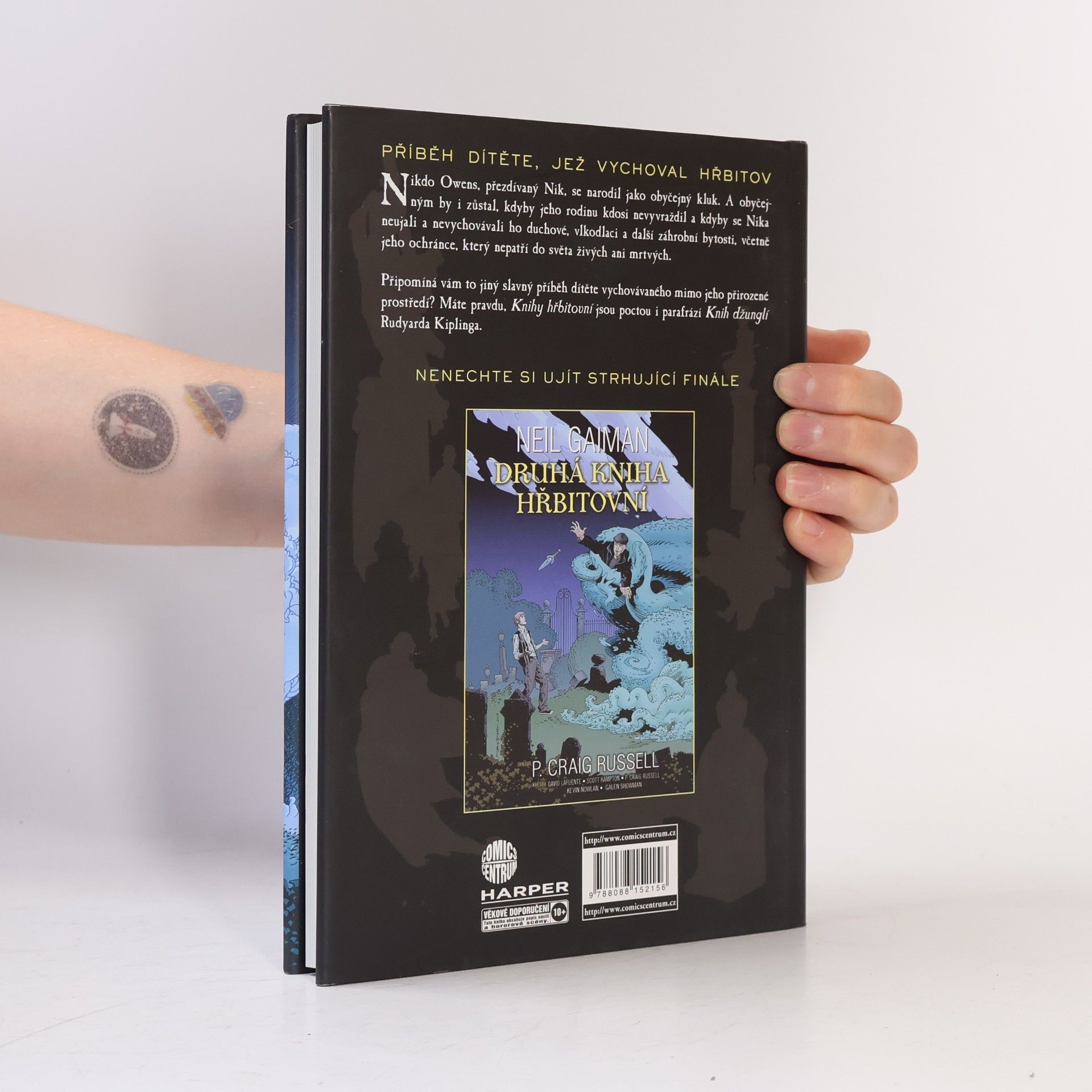 Neil Gaiman První kniha hřbitovní