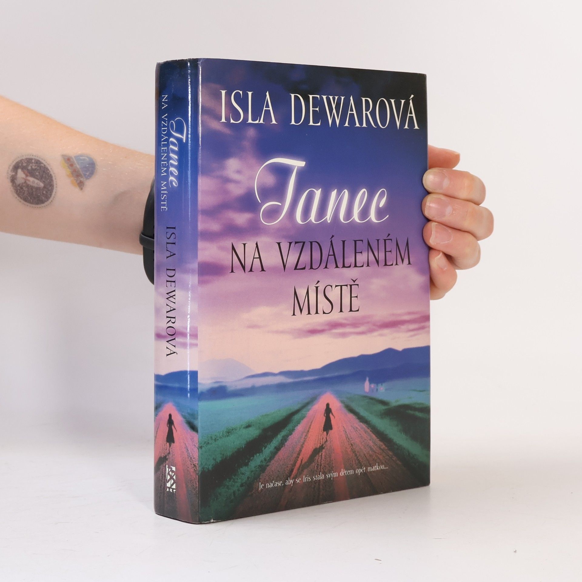 Isla Dewar Tanec na vzdáleném místě
