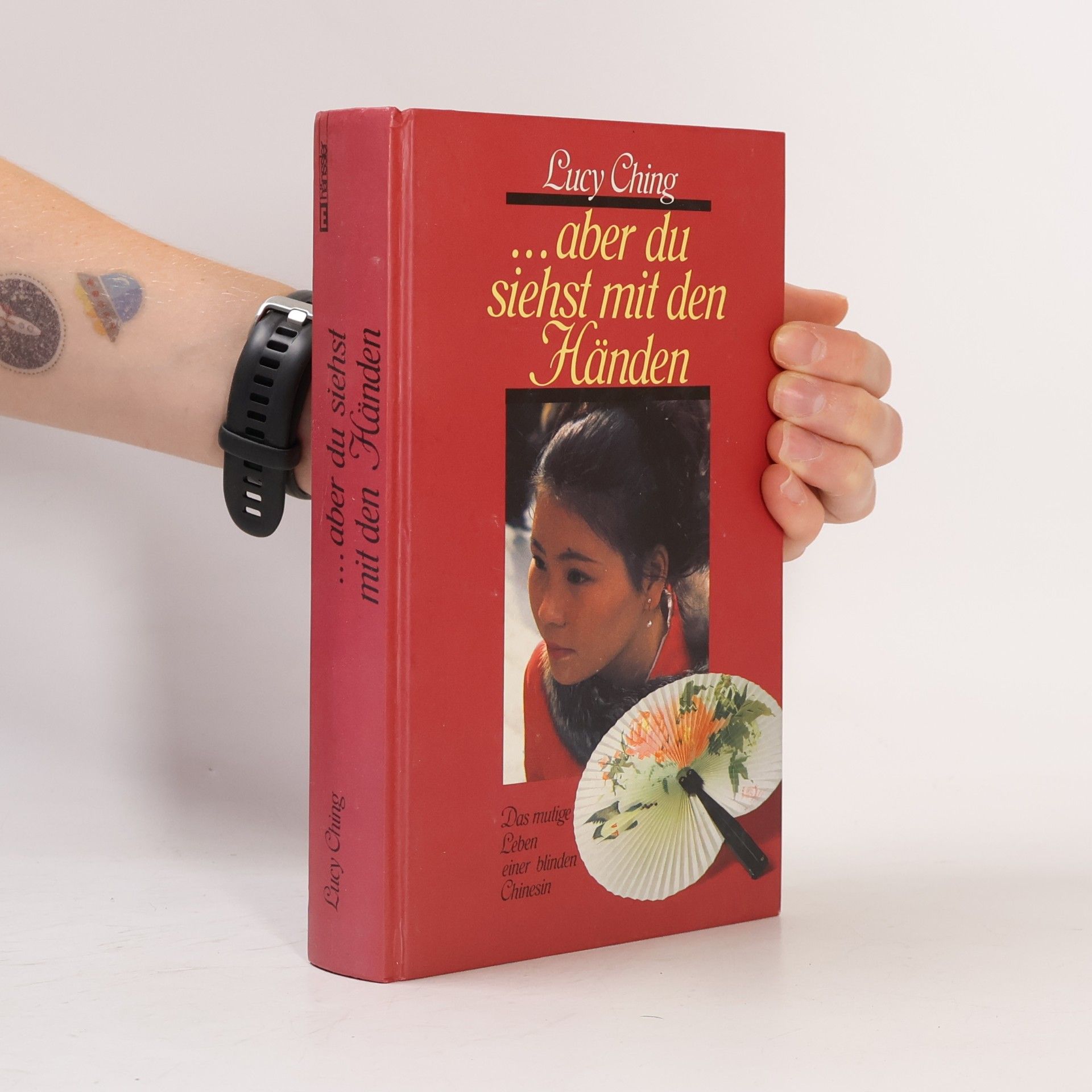 Lucy Ching ... aber du siehst mit den Händen