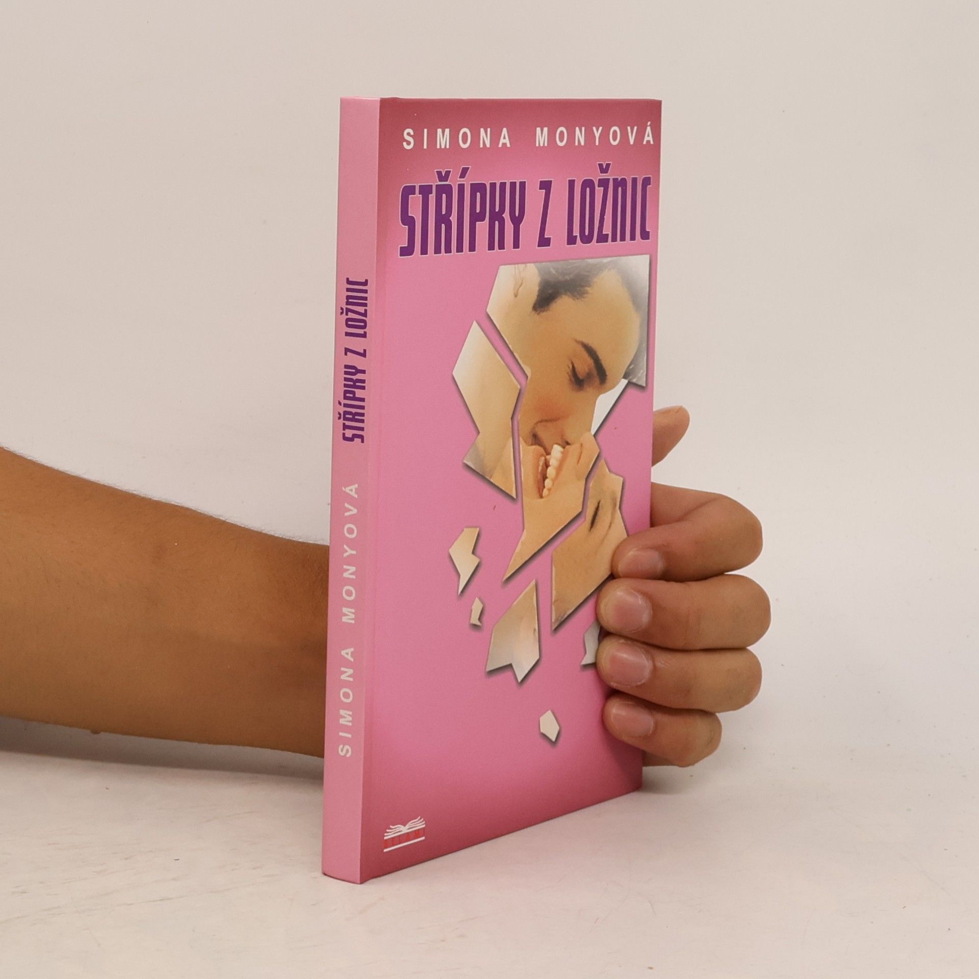Simona Monyová Střípky z ložnic