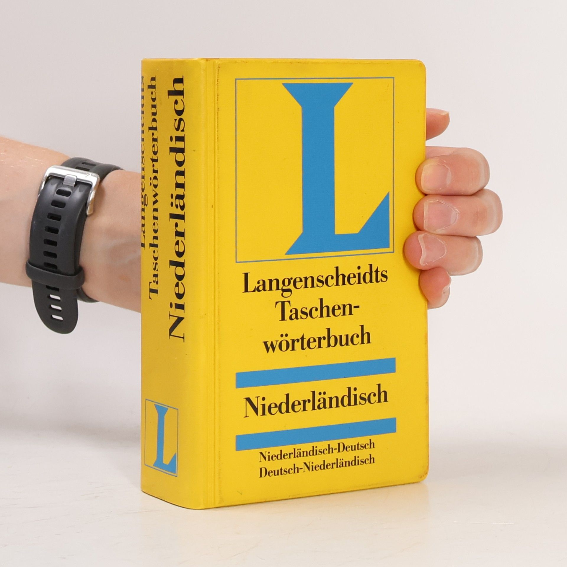 Fredegandus J. J. van de Wiele Langenscheidts Taschenwörterbuch Niederländisch