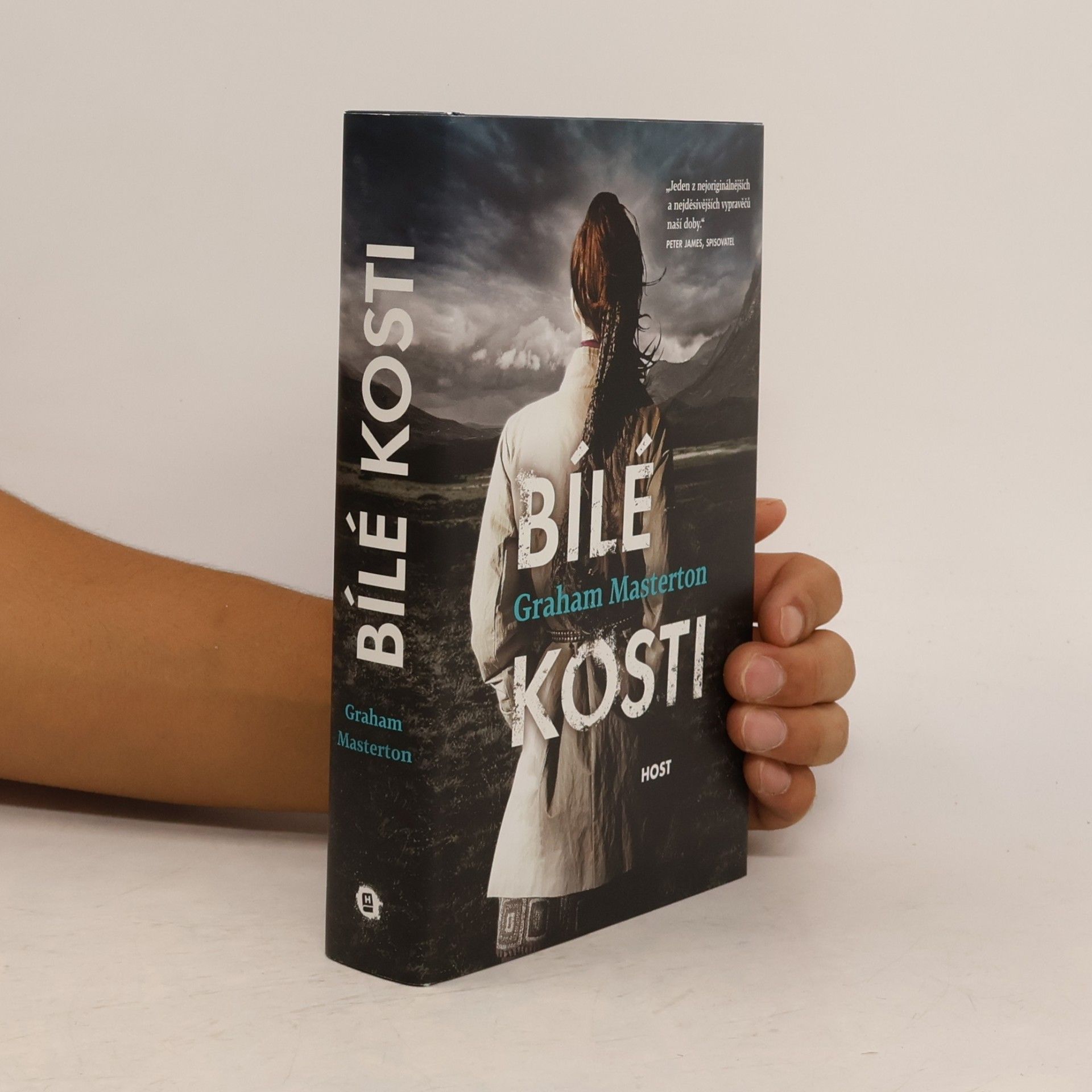 Graham Masterton Bílé kosti