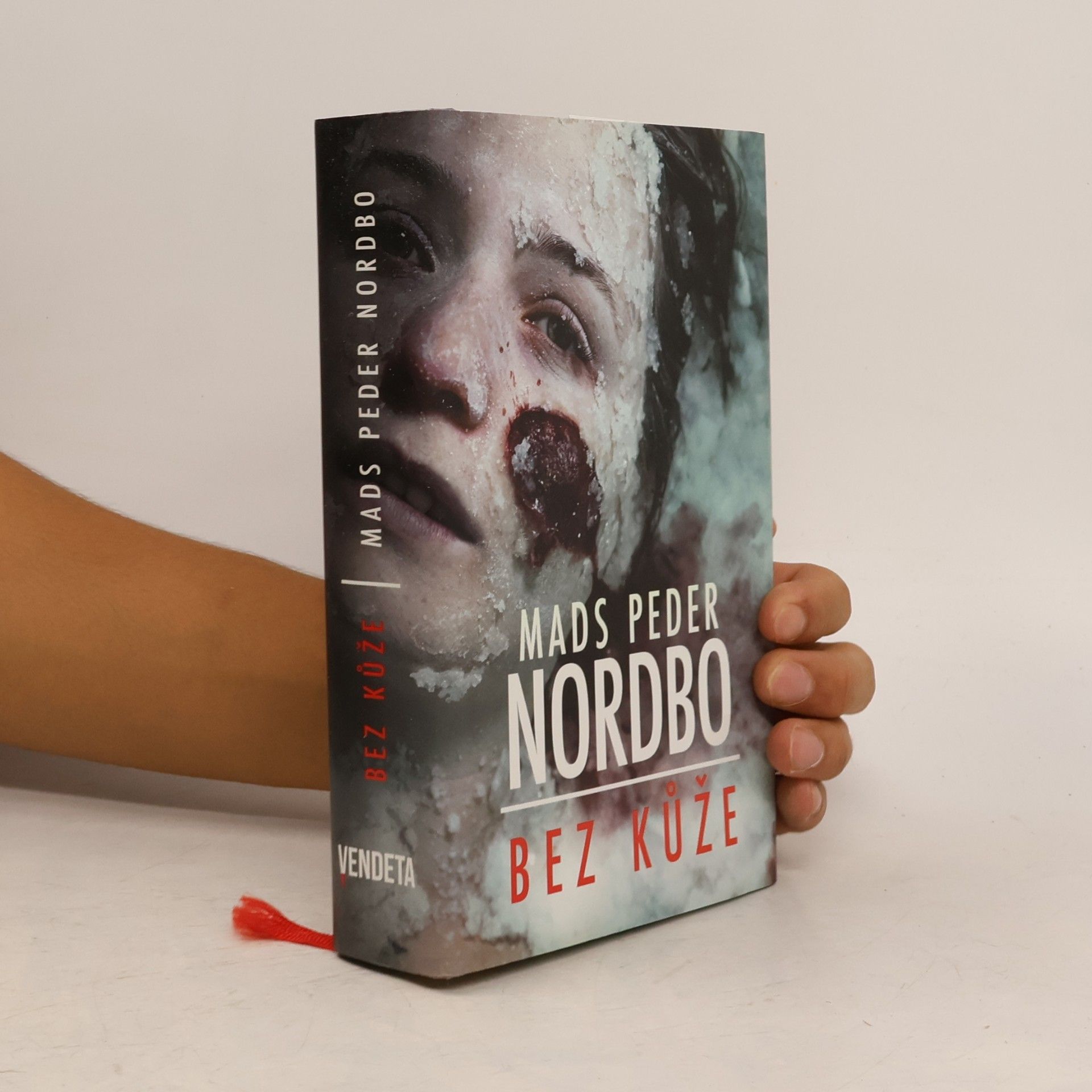 Mads Peder Nordbo Bez kůže