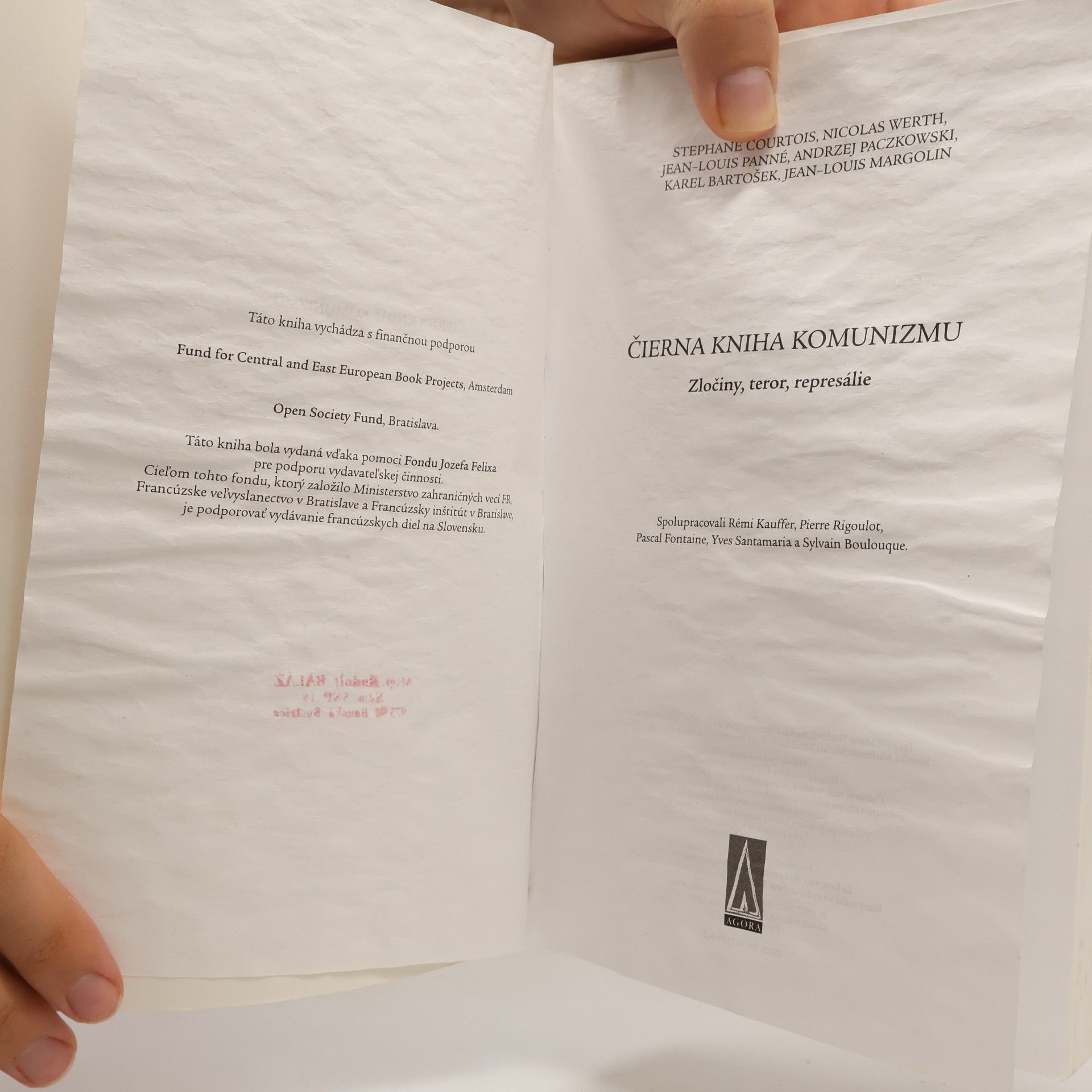 Stéphane Courtois Čierna kniha komunizmu