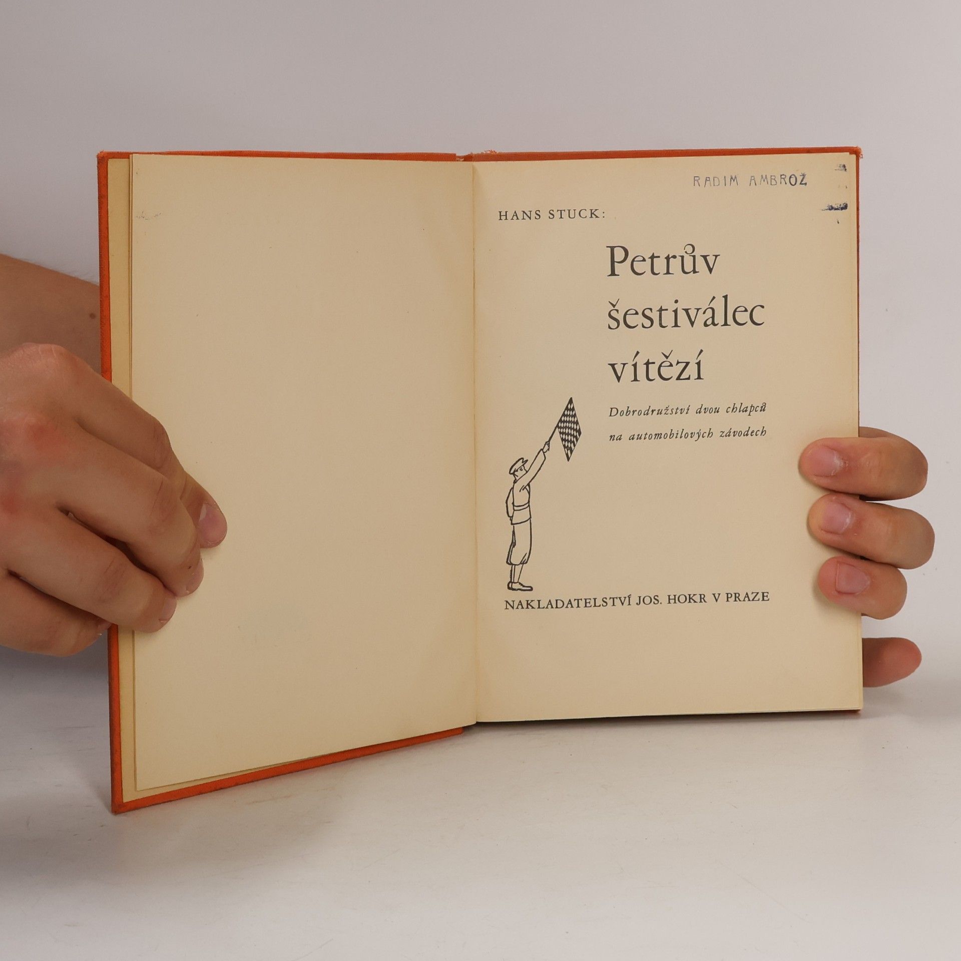 Hans Stuck Petrův šestiválec vítězí