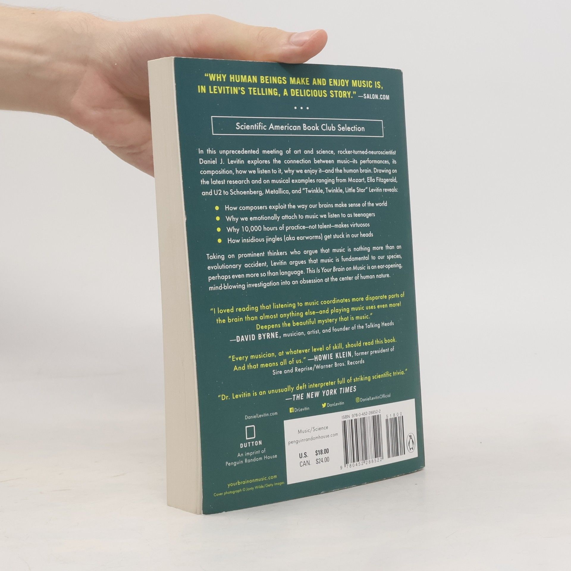 Daniel J. Levitin This is your brain on music. The science of a human obsession
