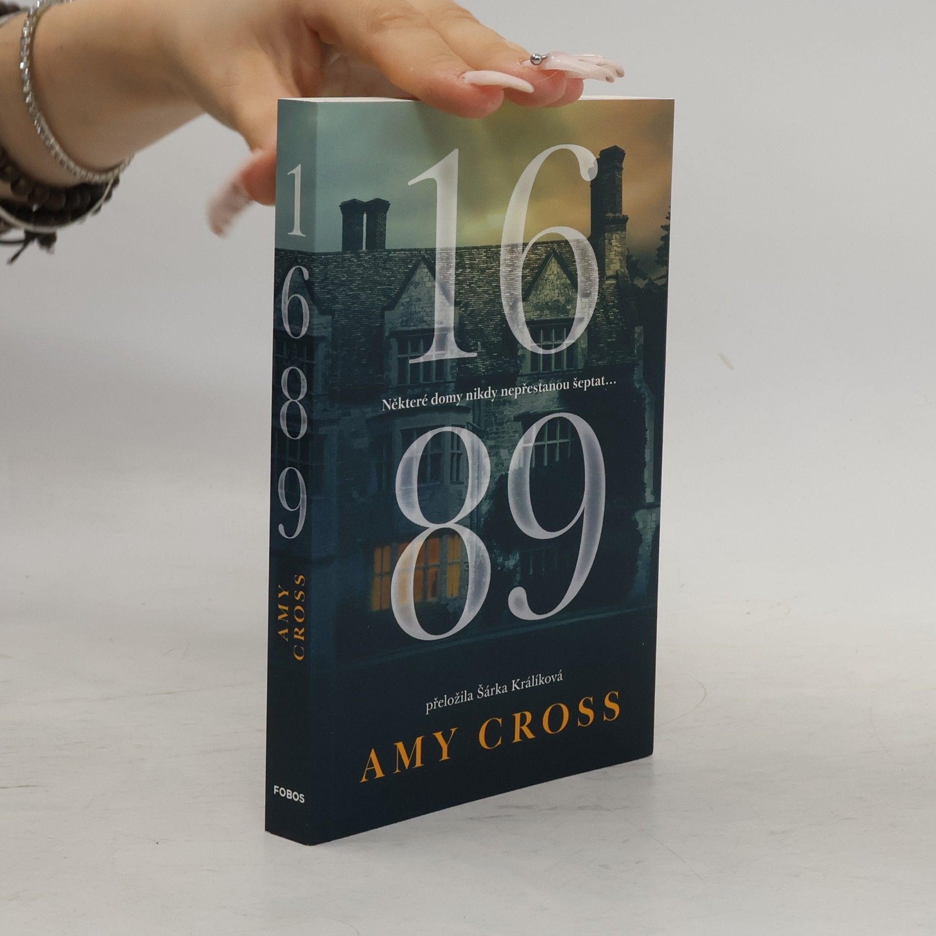 Amy Cross 1689