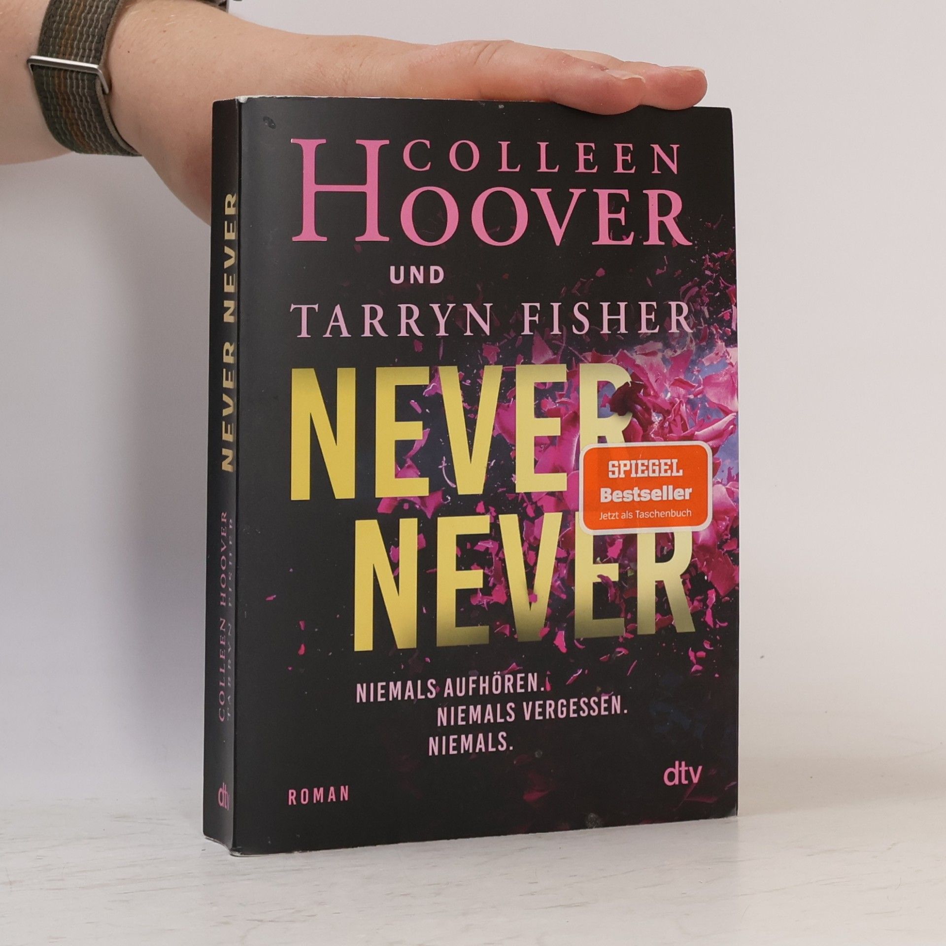 Colleen Hoover Never Never