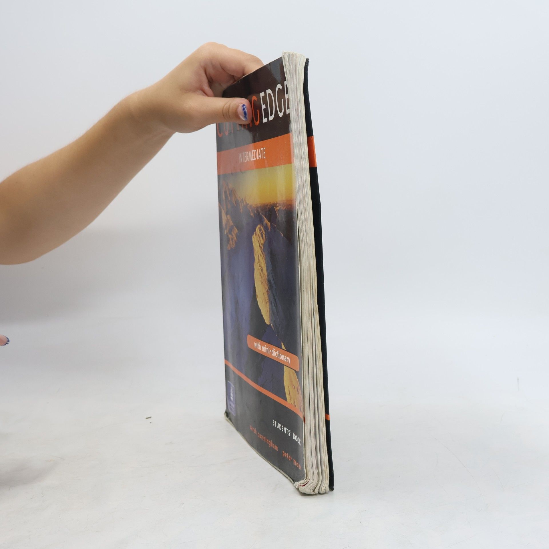 Sarah Cunningham Cutting Edge. Intermediate. Student's Book