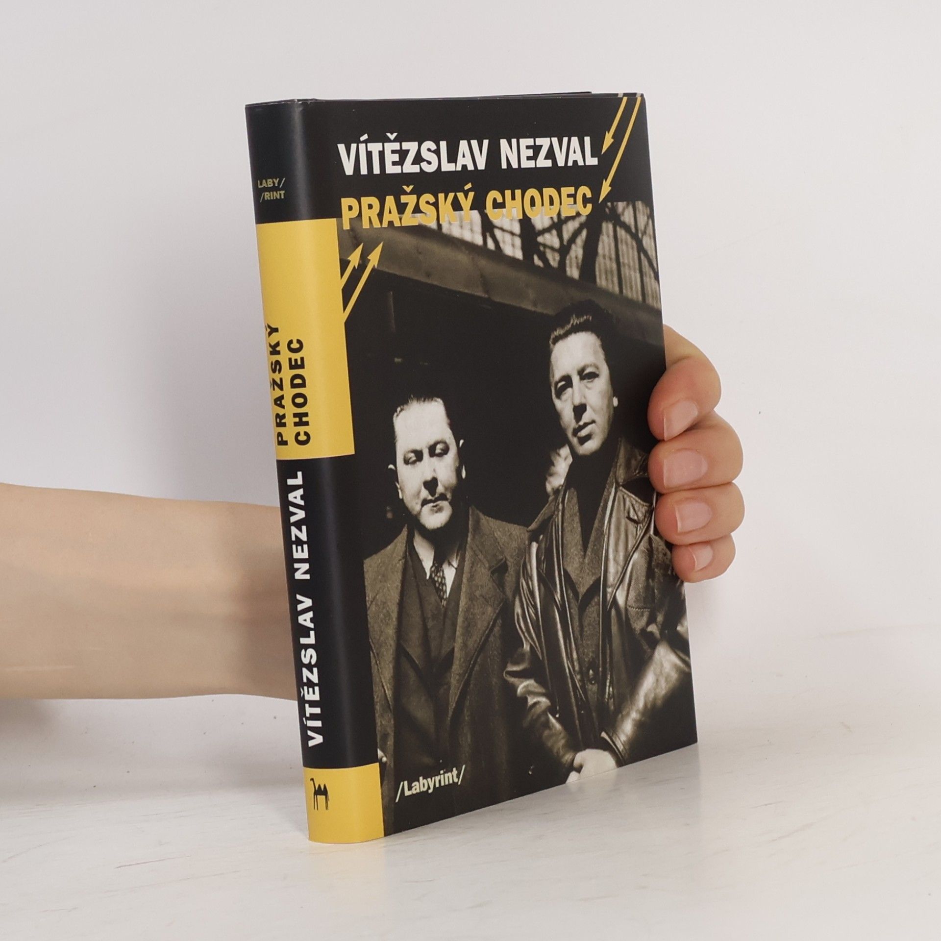 Vítězslav Nezval Pražský chodec