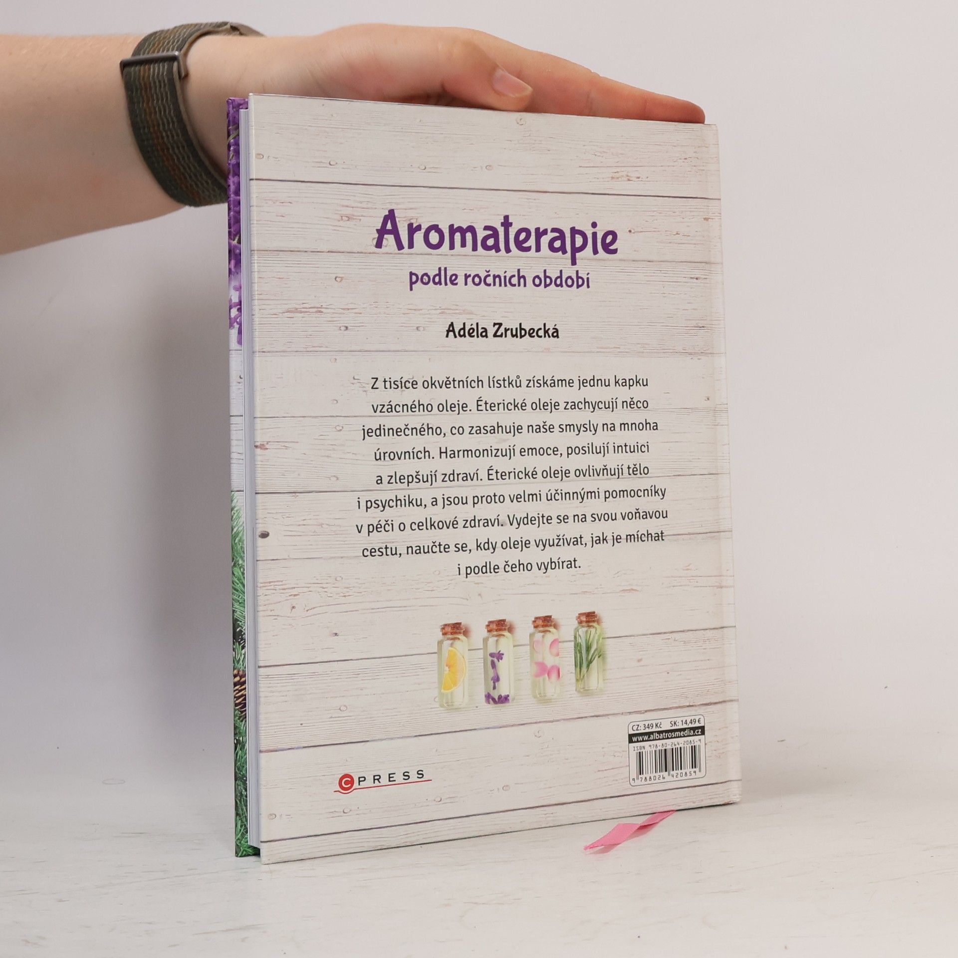 Adéla Zrubecká Aromaterapie podle ročních období