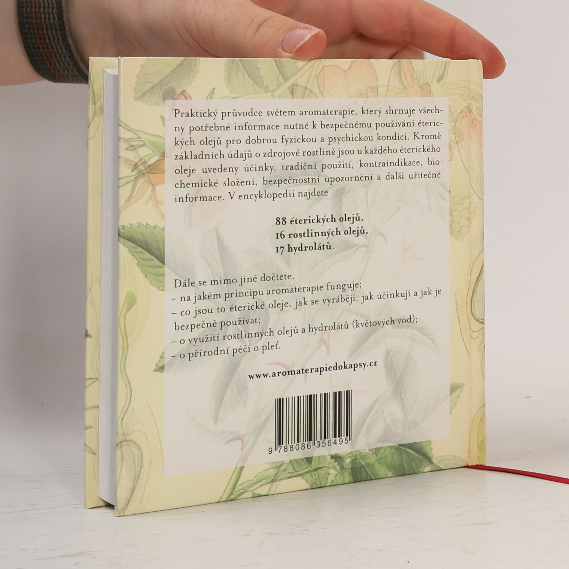 Marie-Noe͏̈lle Roubaud Aromaterapie do kapsy. Malá encyklopedie éterických olejů