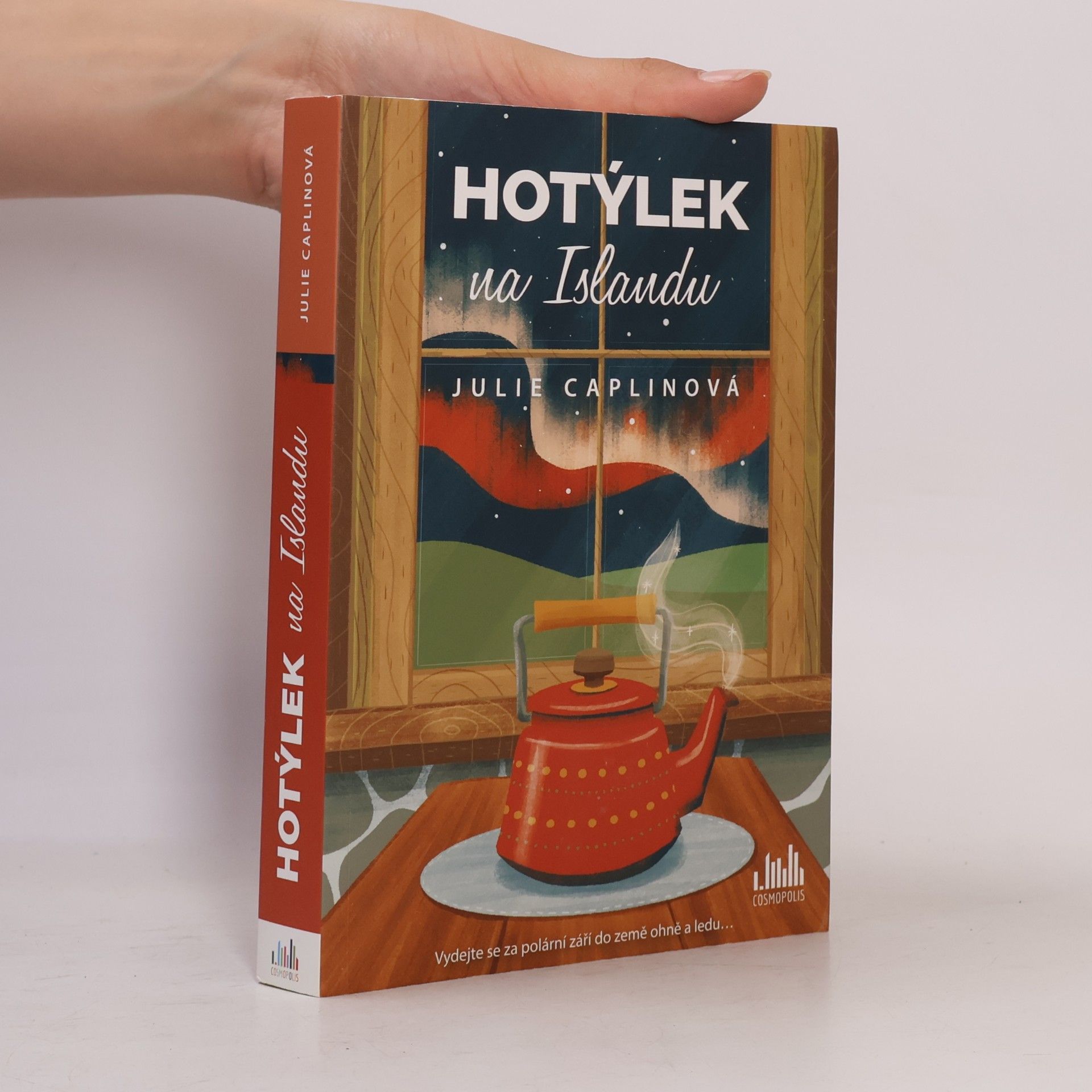 Julie Caplinová Hotýlek na Islandu