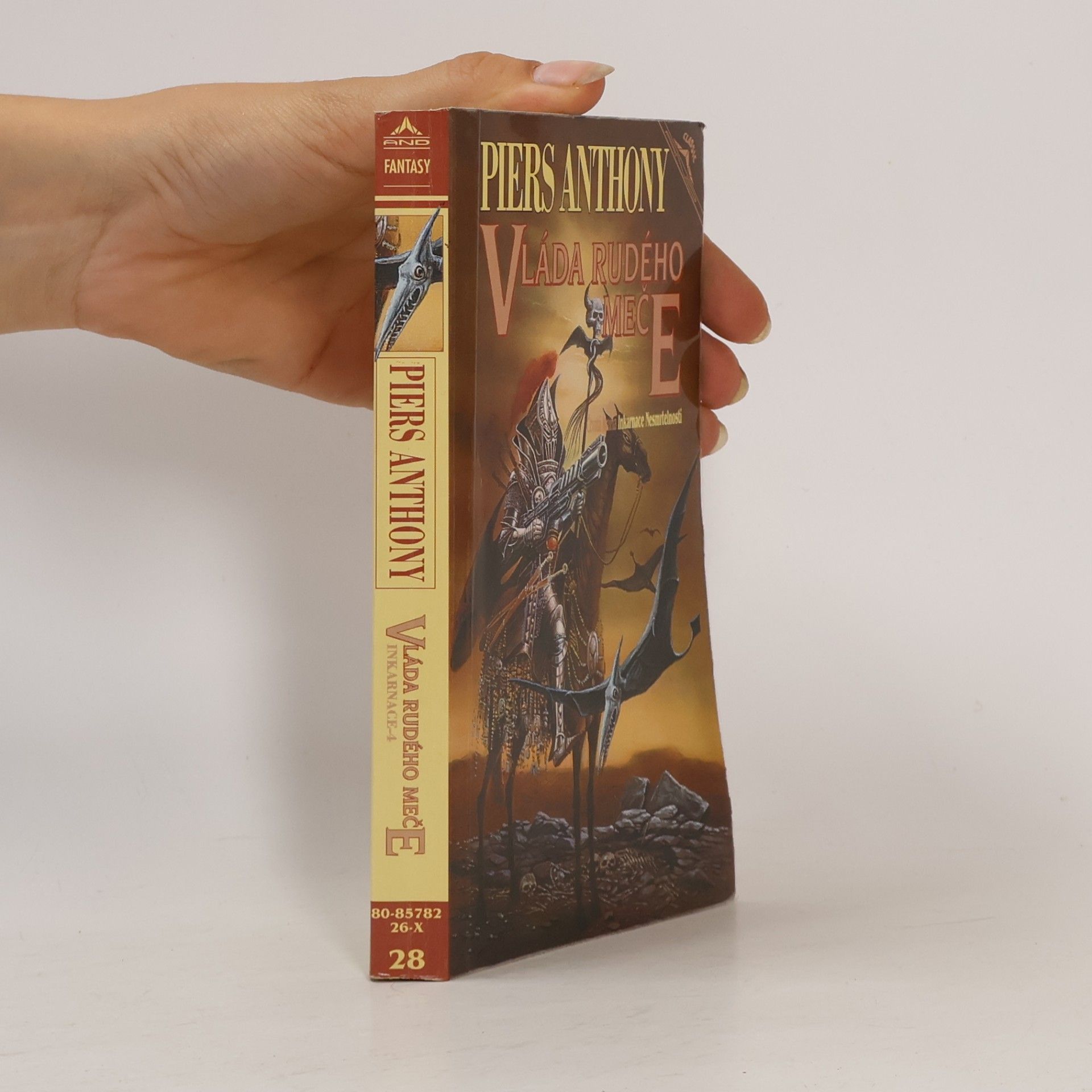 Piers Anthony Vláda rudého meče