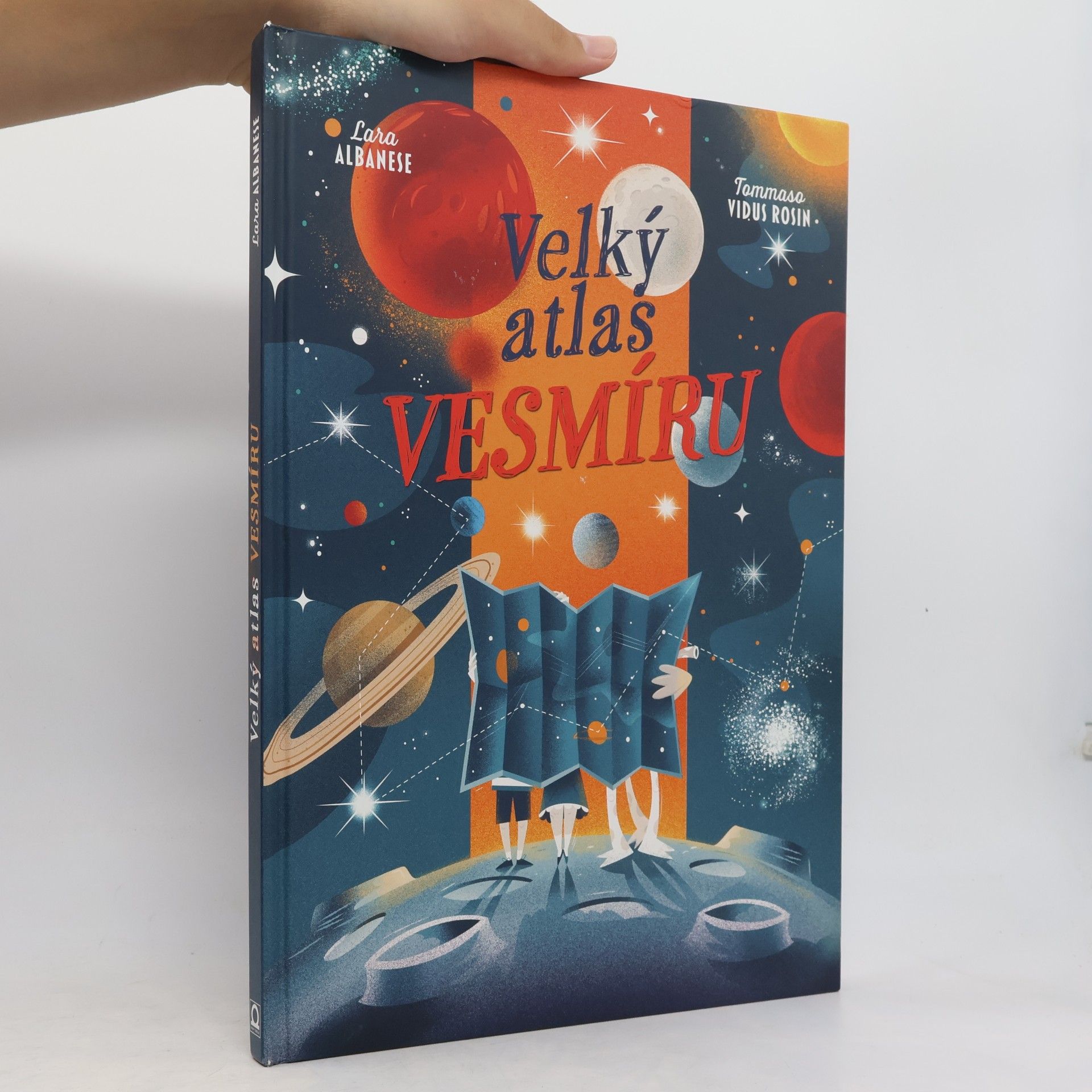 Lara Albanese Velký atlas vesmíru