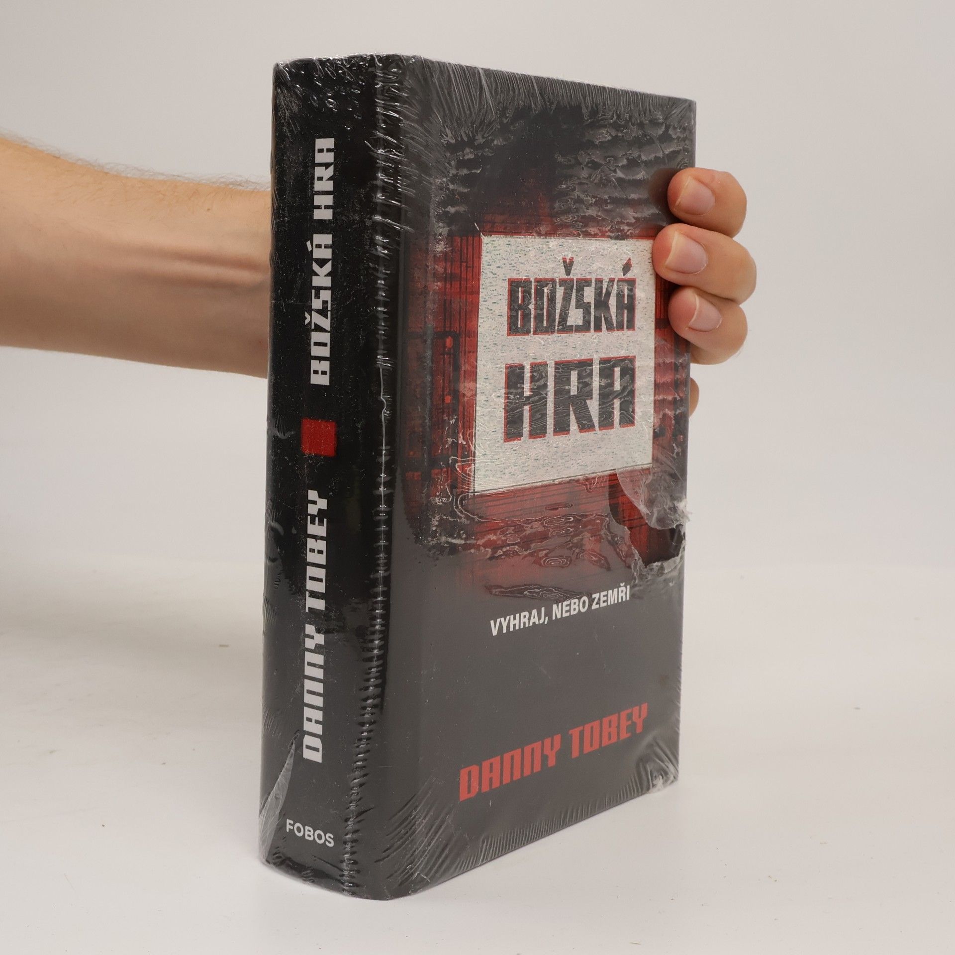 Danny Tobey Božská hra