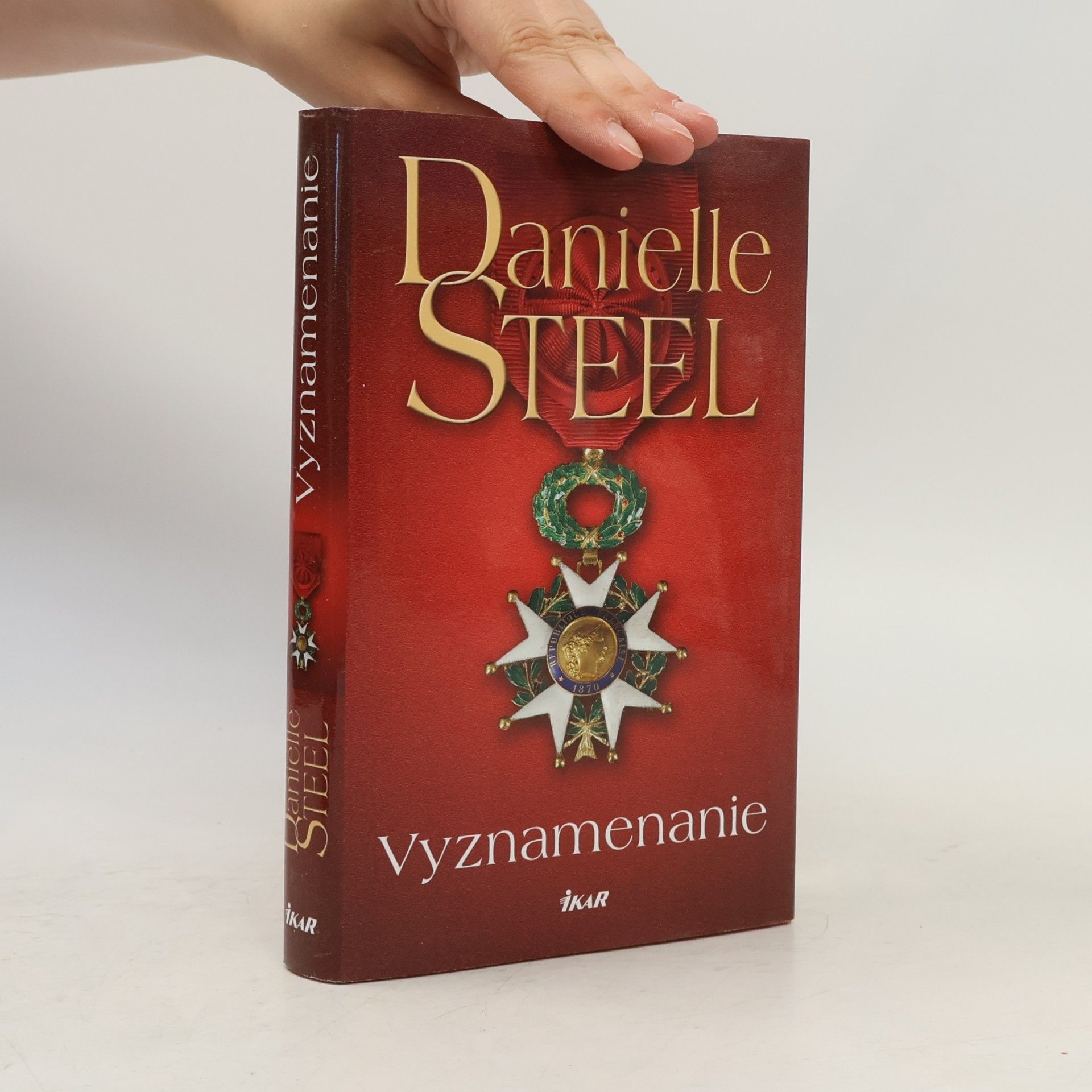 Danielle Steel Vyznamenanie