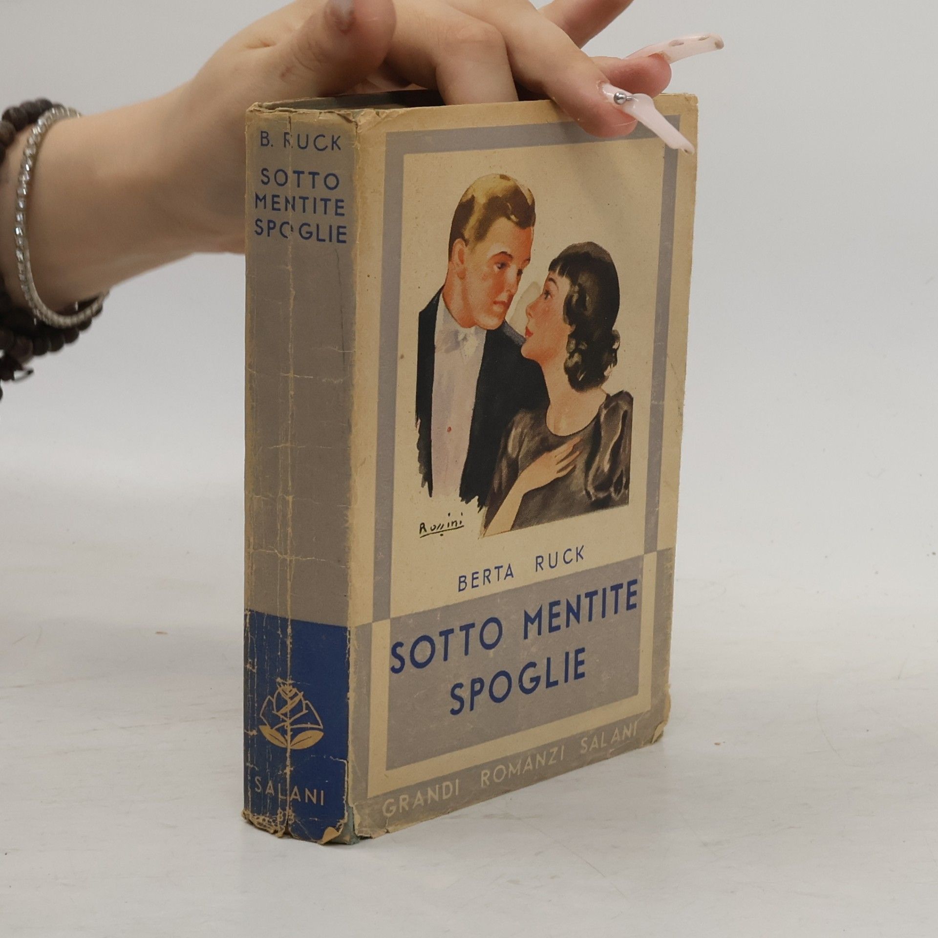 Sotto mentite spoglie