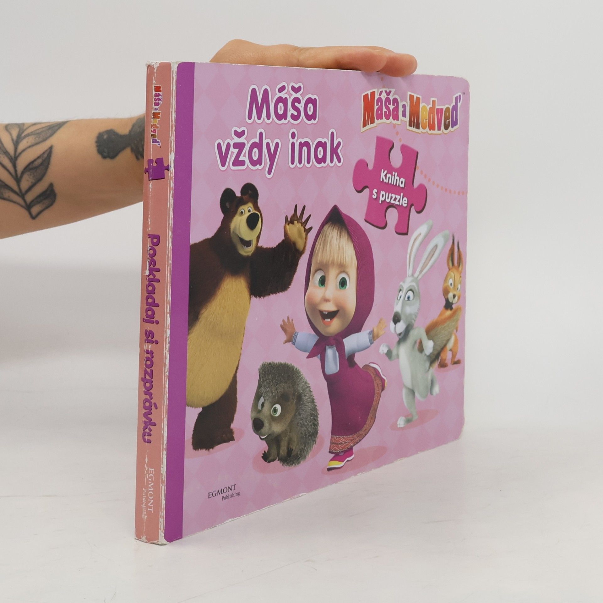 Collectif d'auteurs Máša a medveď- Máša vždy inak