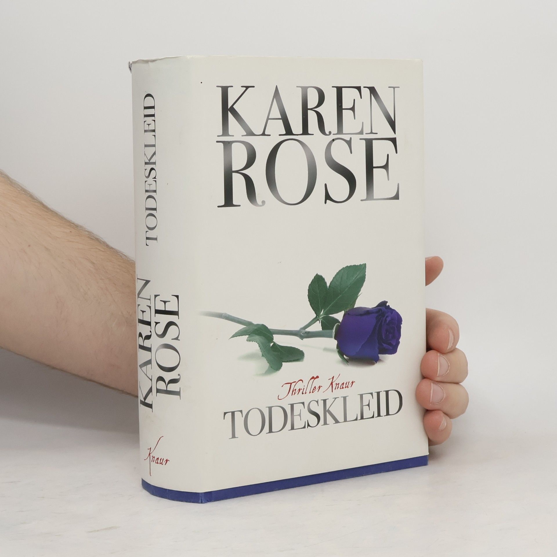 Karen Rose Todeskleid