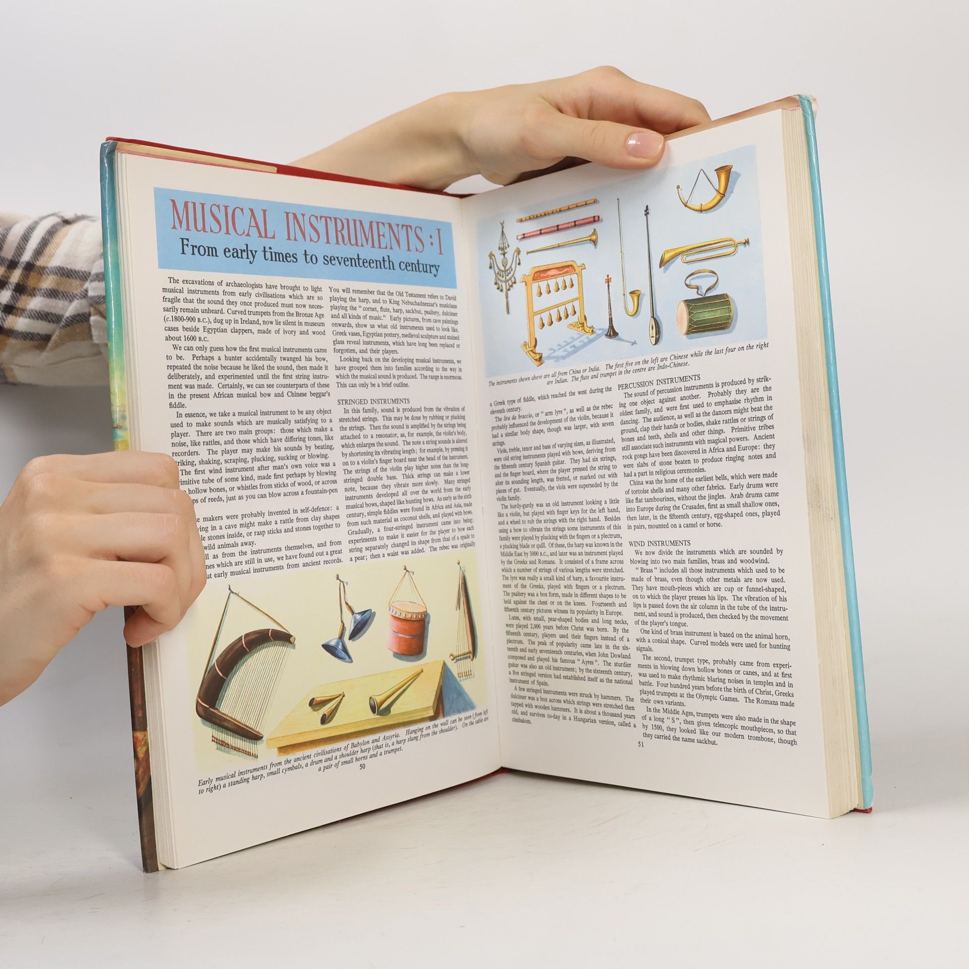 Collectif d'auteurs The Living World of Knowledge in Colour