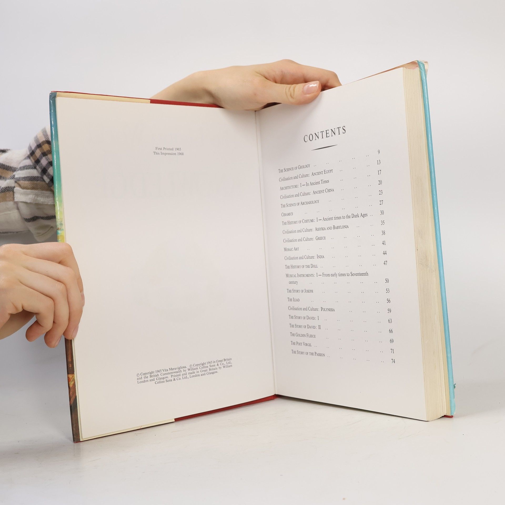 Collectif d'auteurs The Living World of Knowledge in Colour