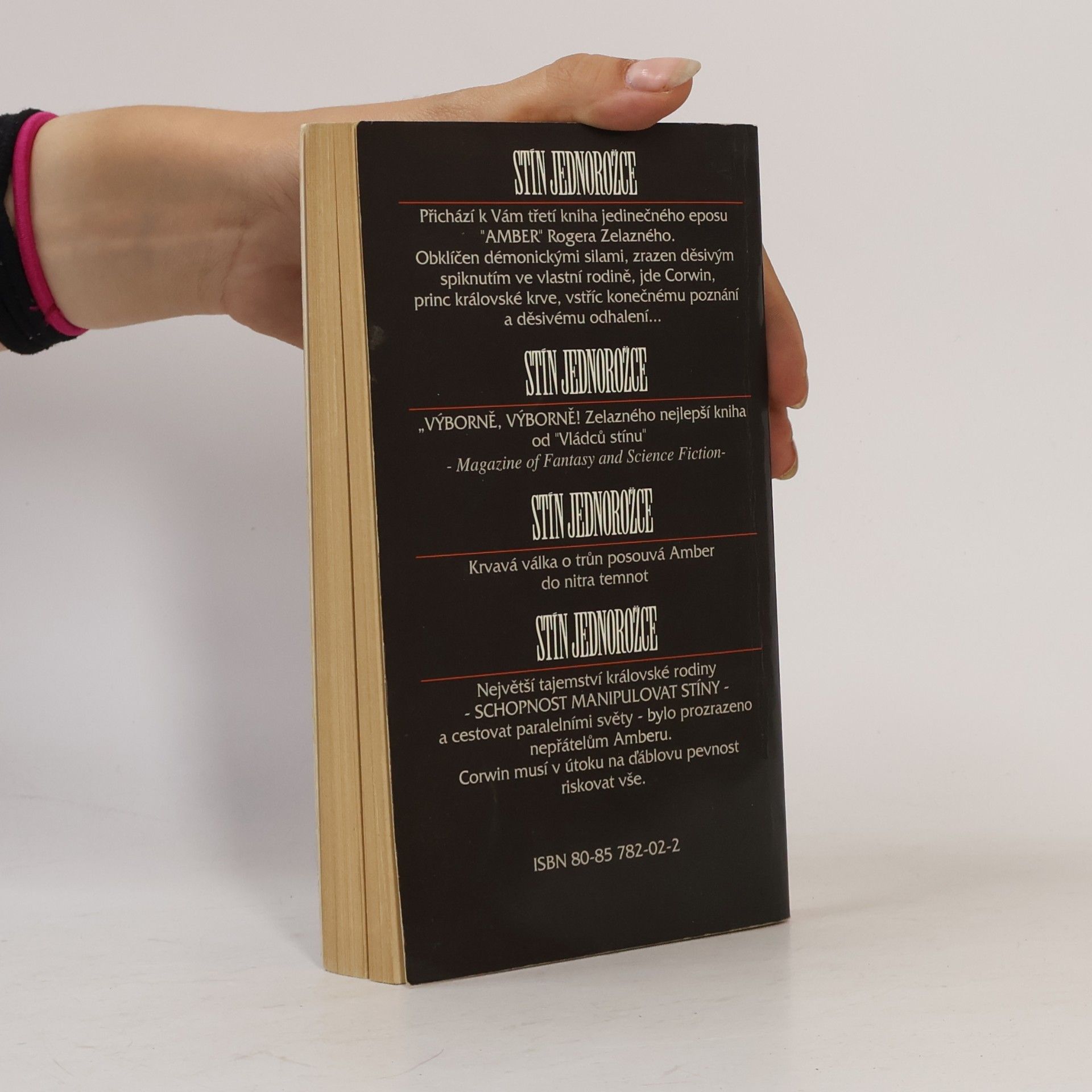 Roger Zelazny Tajemný Amber 2. Stín jednorožce
