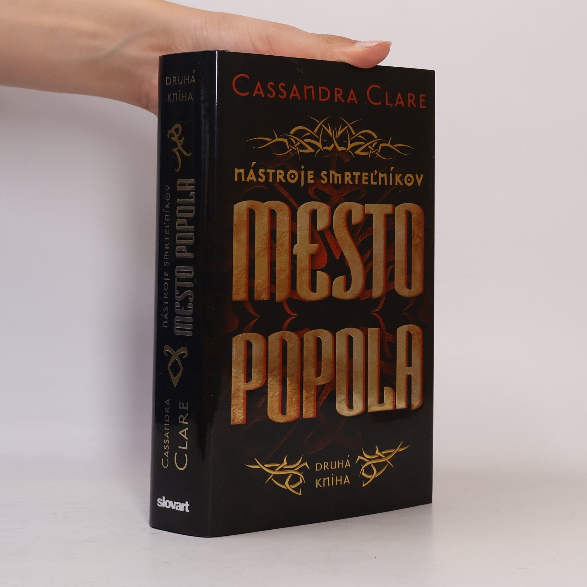 Cassandra Clare Mesto popola