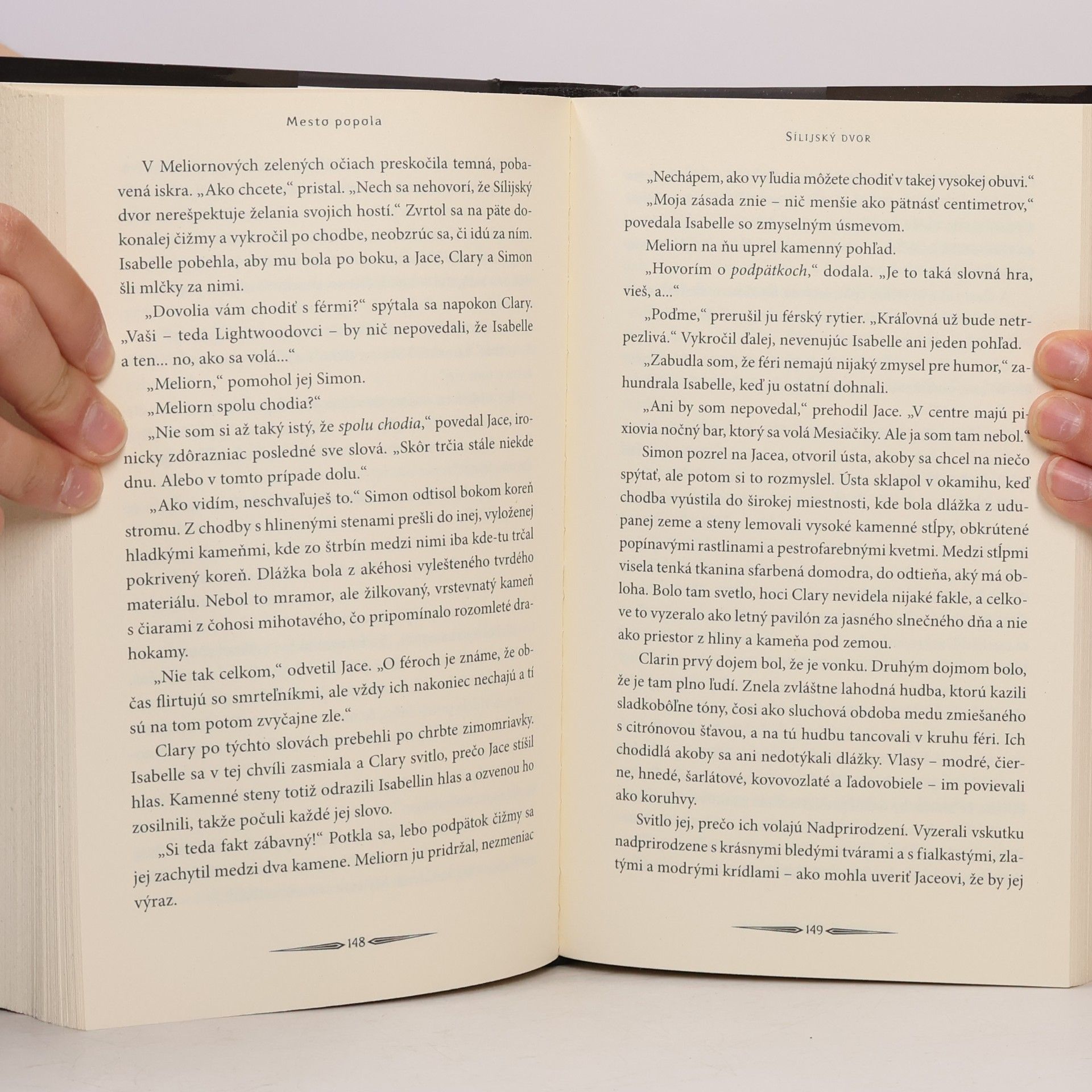 Cassandra Clare Mesto popola