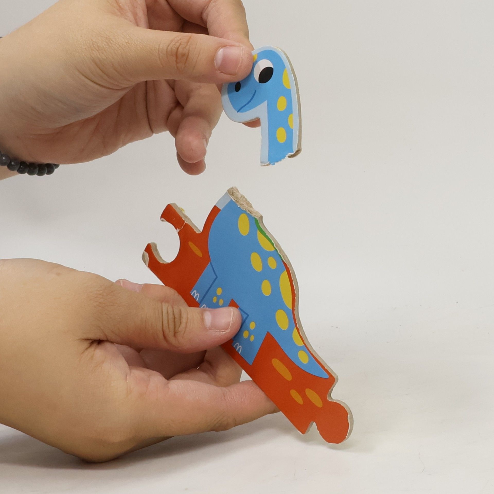 Beatrice Tinarelli Dinosauři - Knížka s puzzle