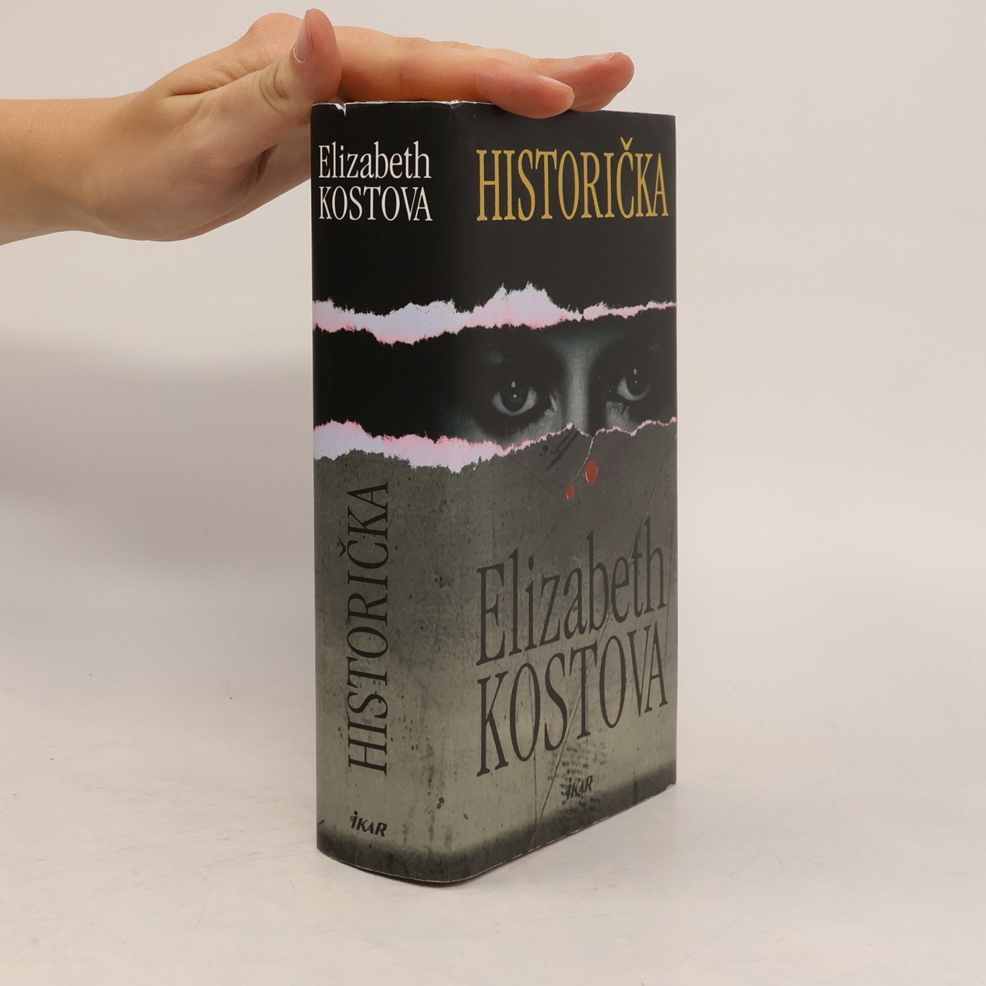 Elizabeth Kostova Historička