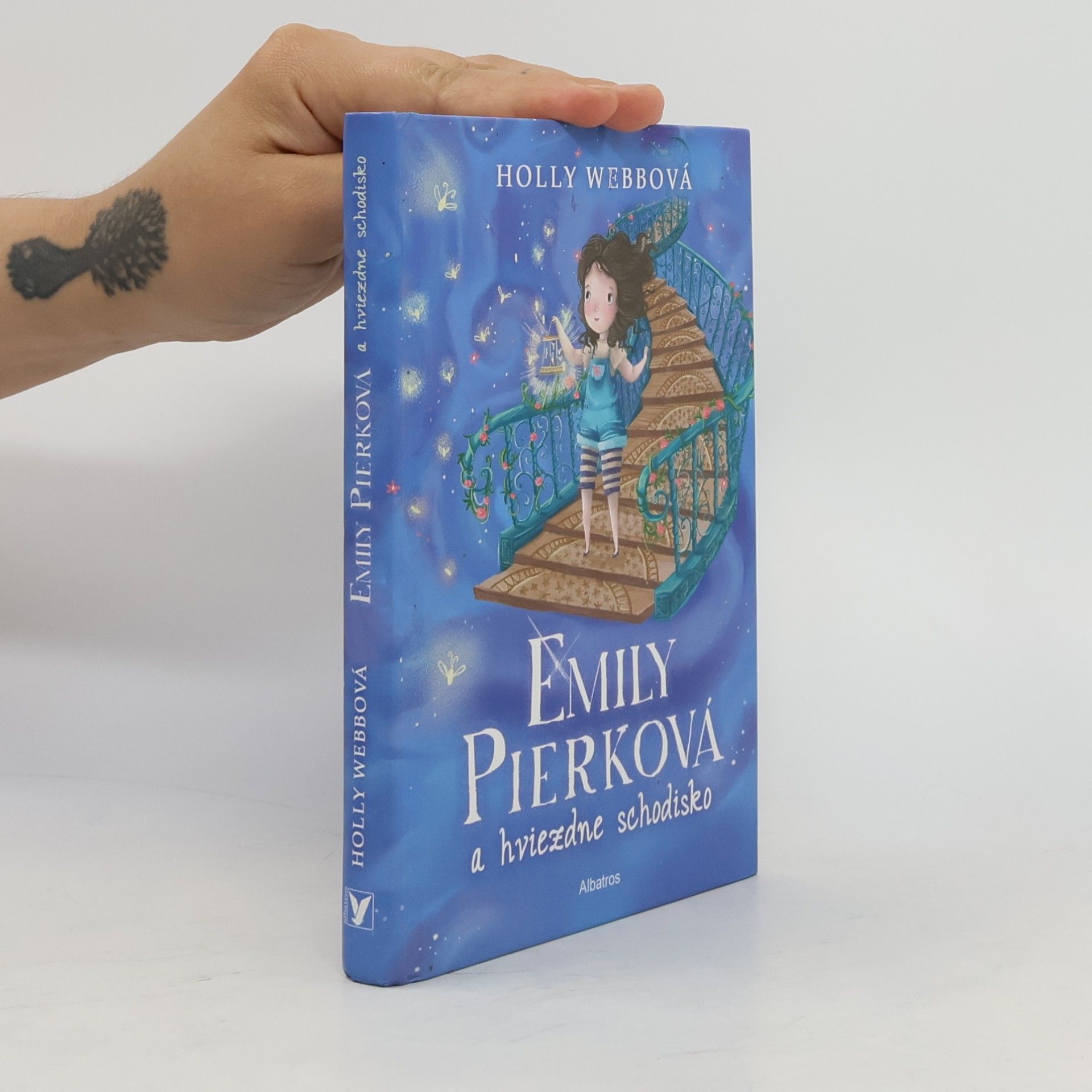 Holly Webb Emily Pierková a hviezdne schodisko