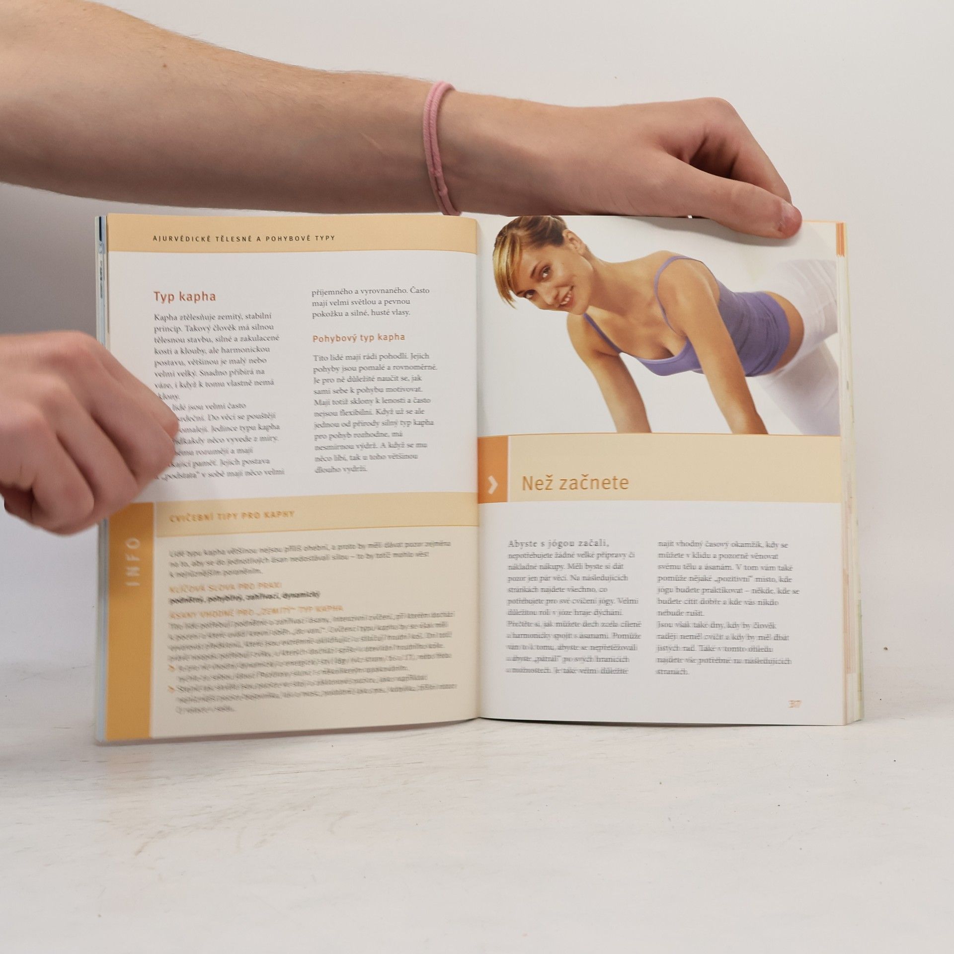 Beate Cuson Bodyforming s jógou