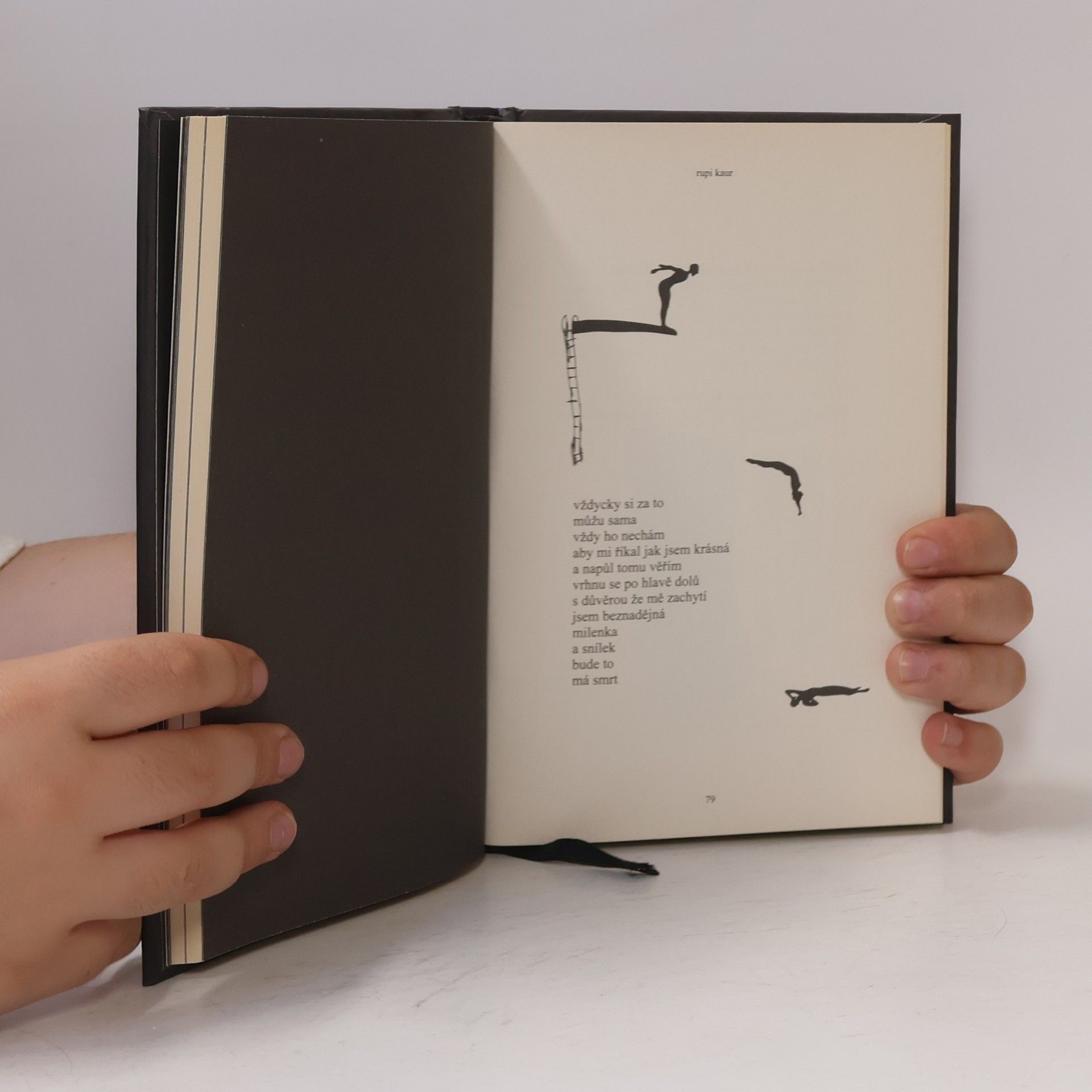 Rupi Kaur Mléko a med