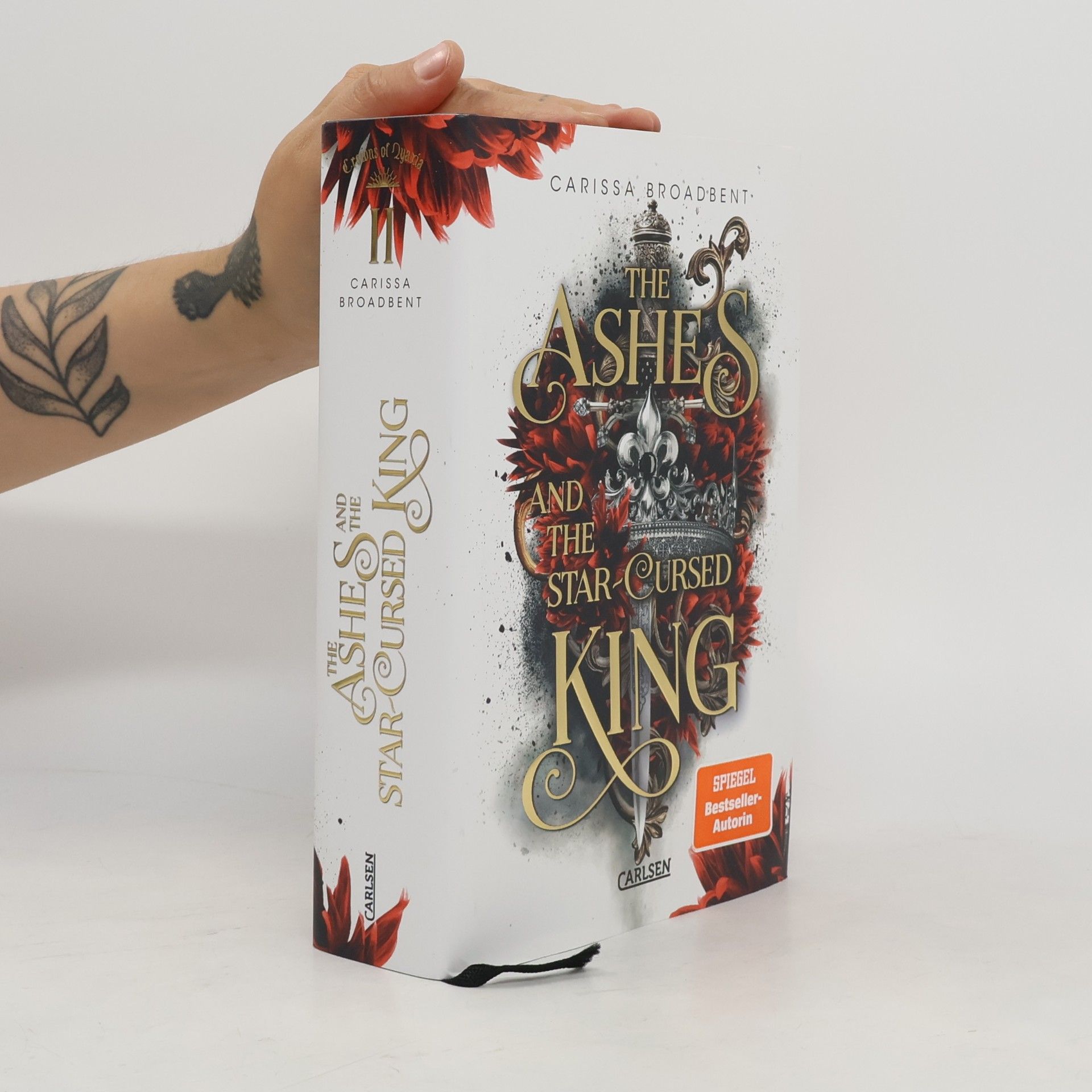 Carissa Broadbent The Ashes and the Star-Cursed King