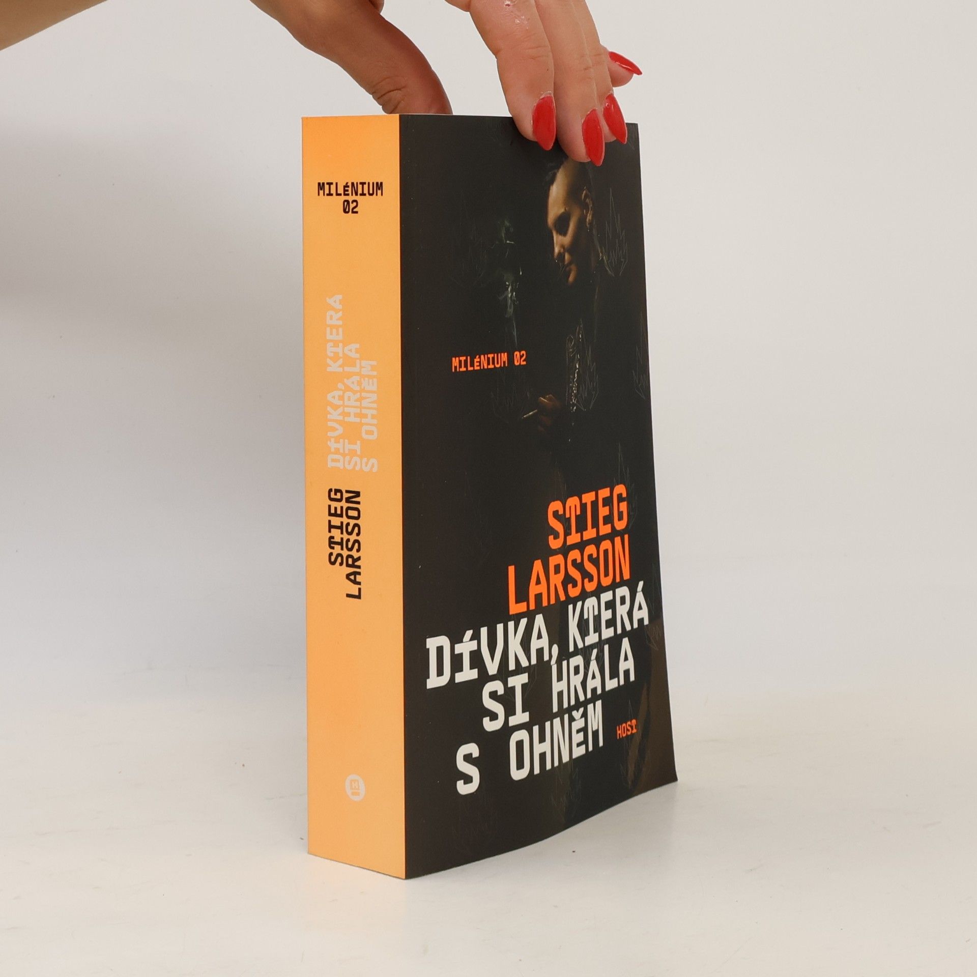 Stieg Larsson Dívka, která si hrála s ohněm