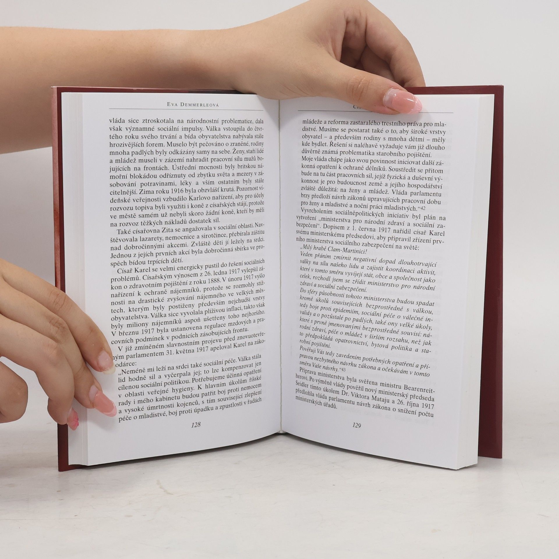 Eva Demmerle Císař Karel I. Blaze těm, kdo působí pokoj...