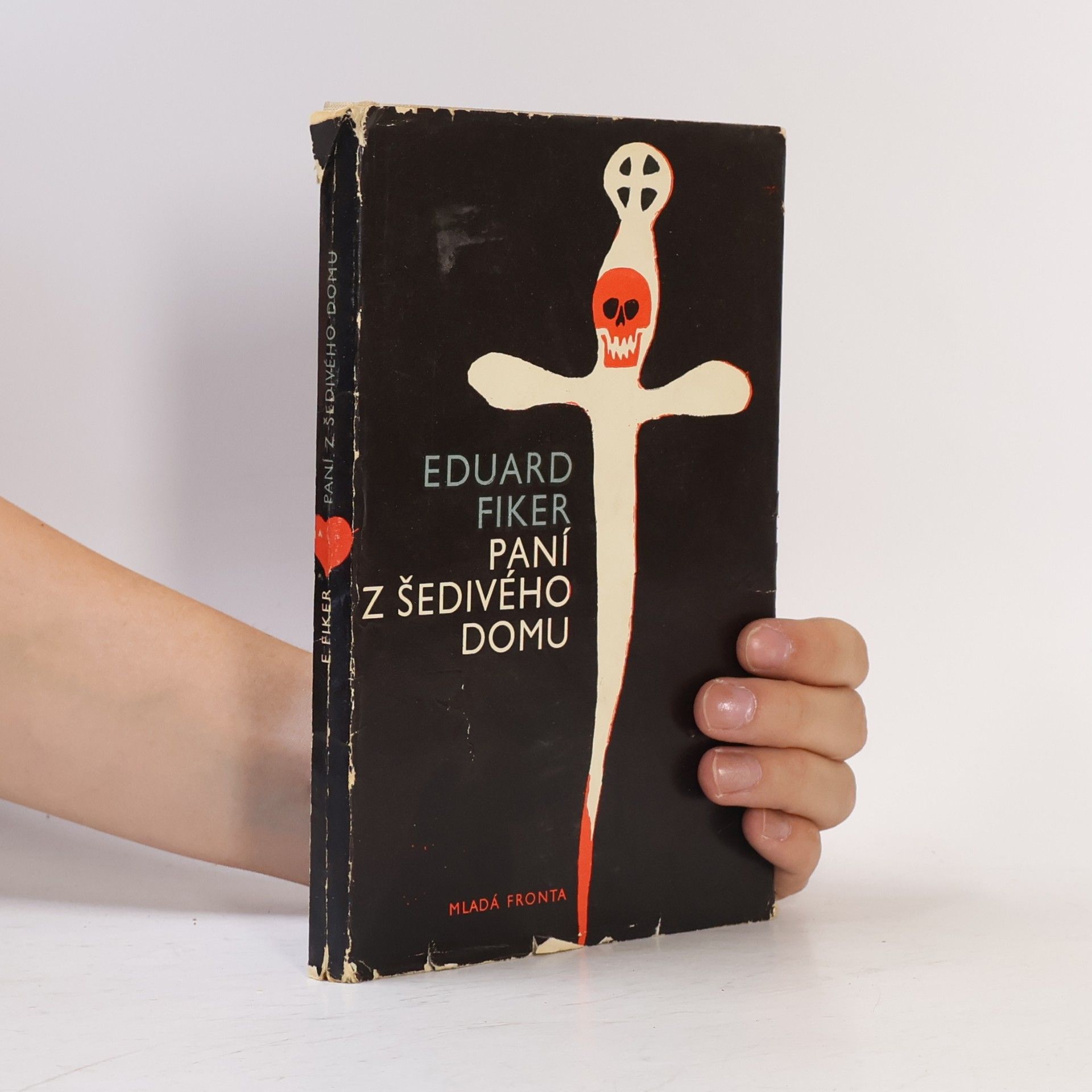Eduard Fiker Paní z šedivého domu