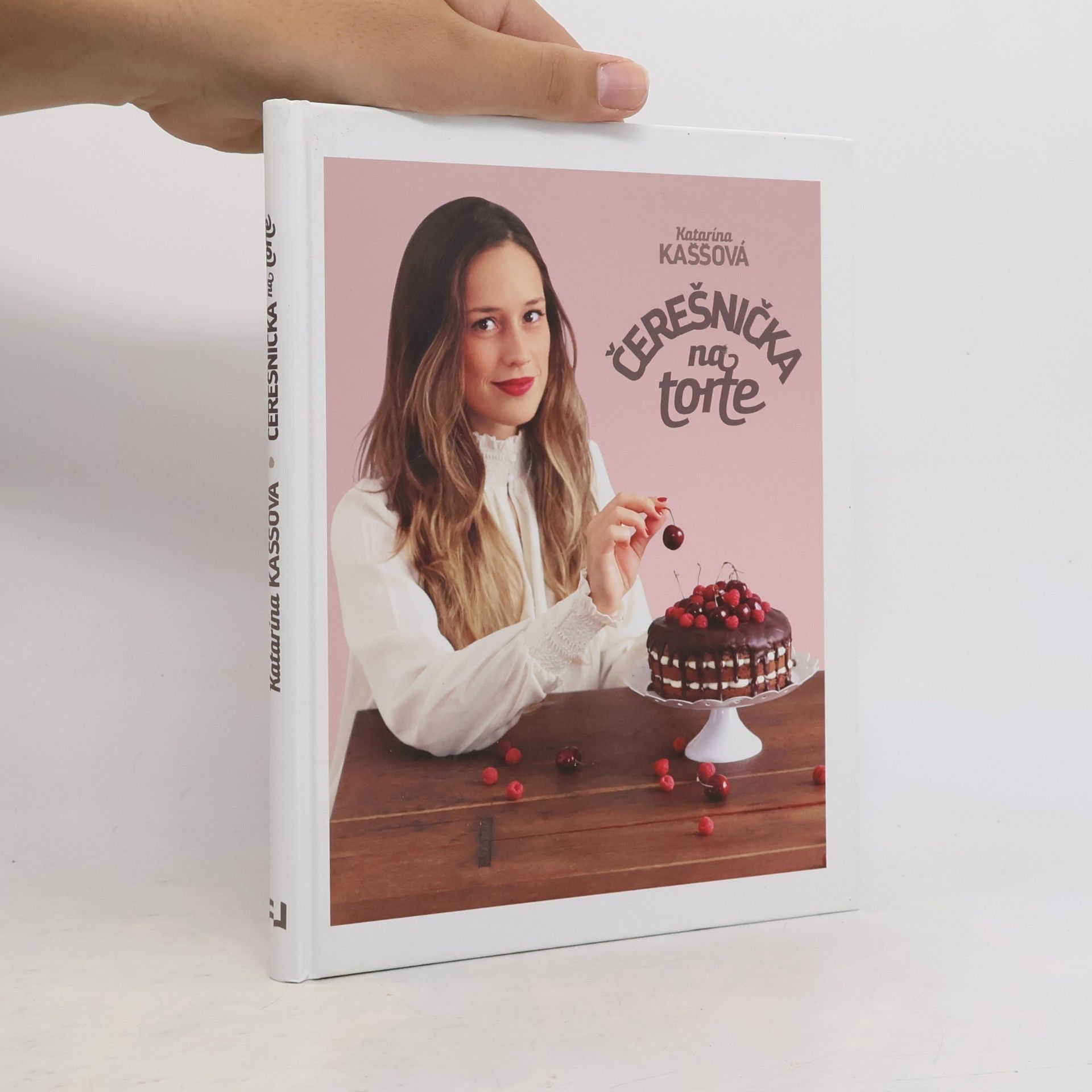 Katarína Kaššová Čerešnička na torte