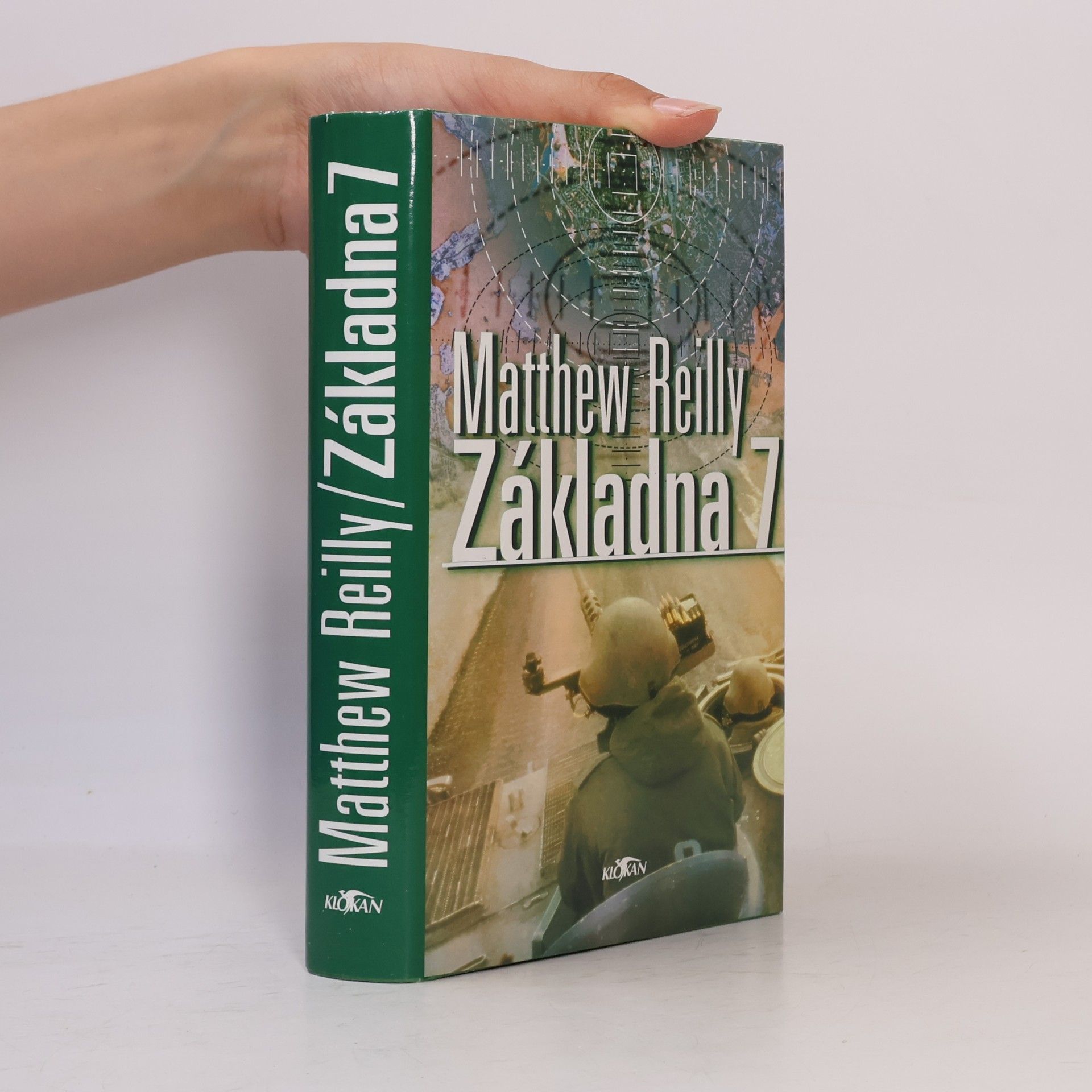 Matt Reilly Základna 7