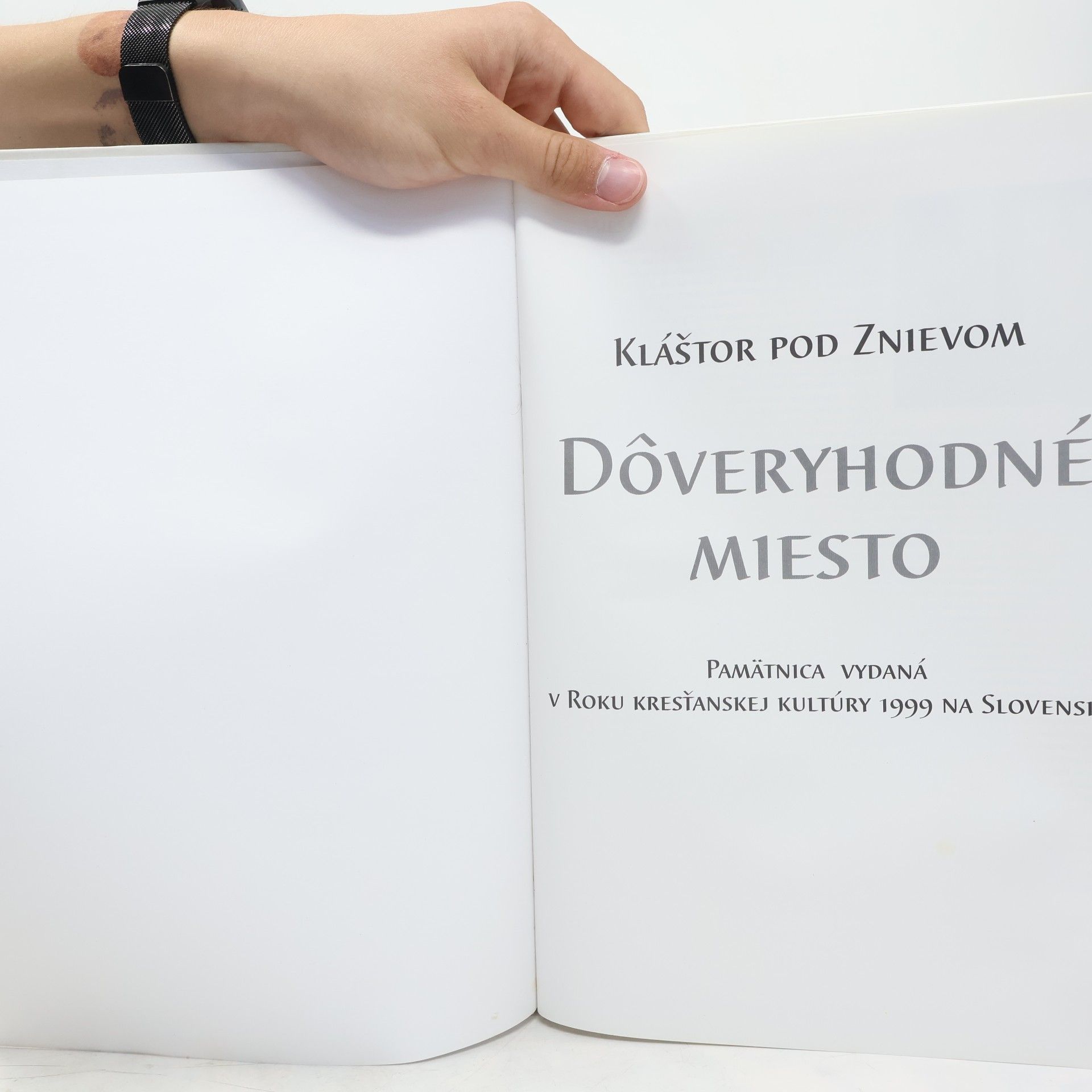 Ján Felix Dôveryhodné miesto. Kláštor pod Znievom