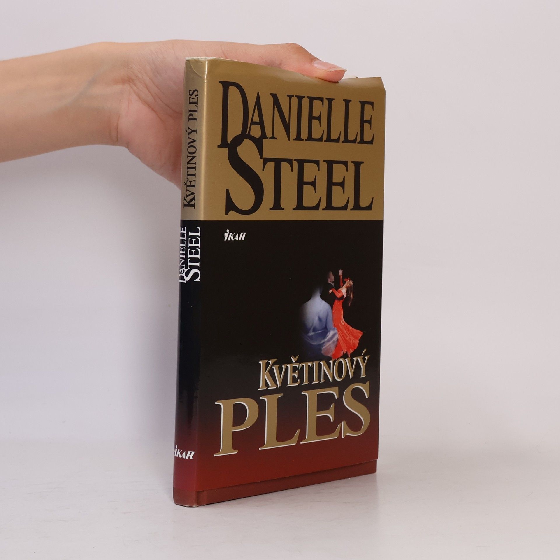 Danielle Steel Květinový ples