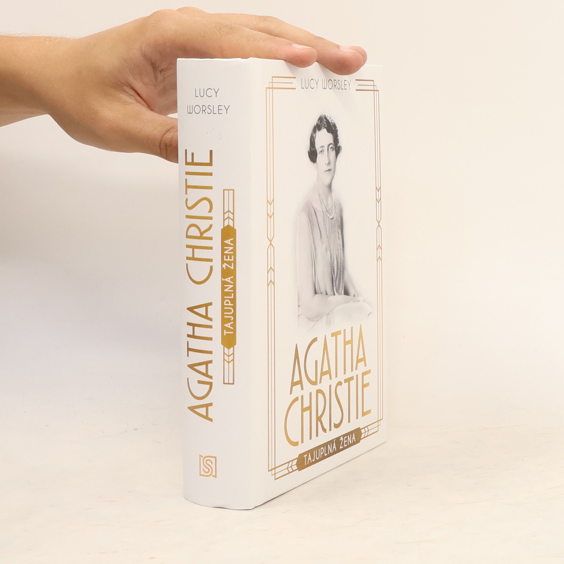 Lucy Worsley Agatha Christie: Tajuplná žena