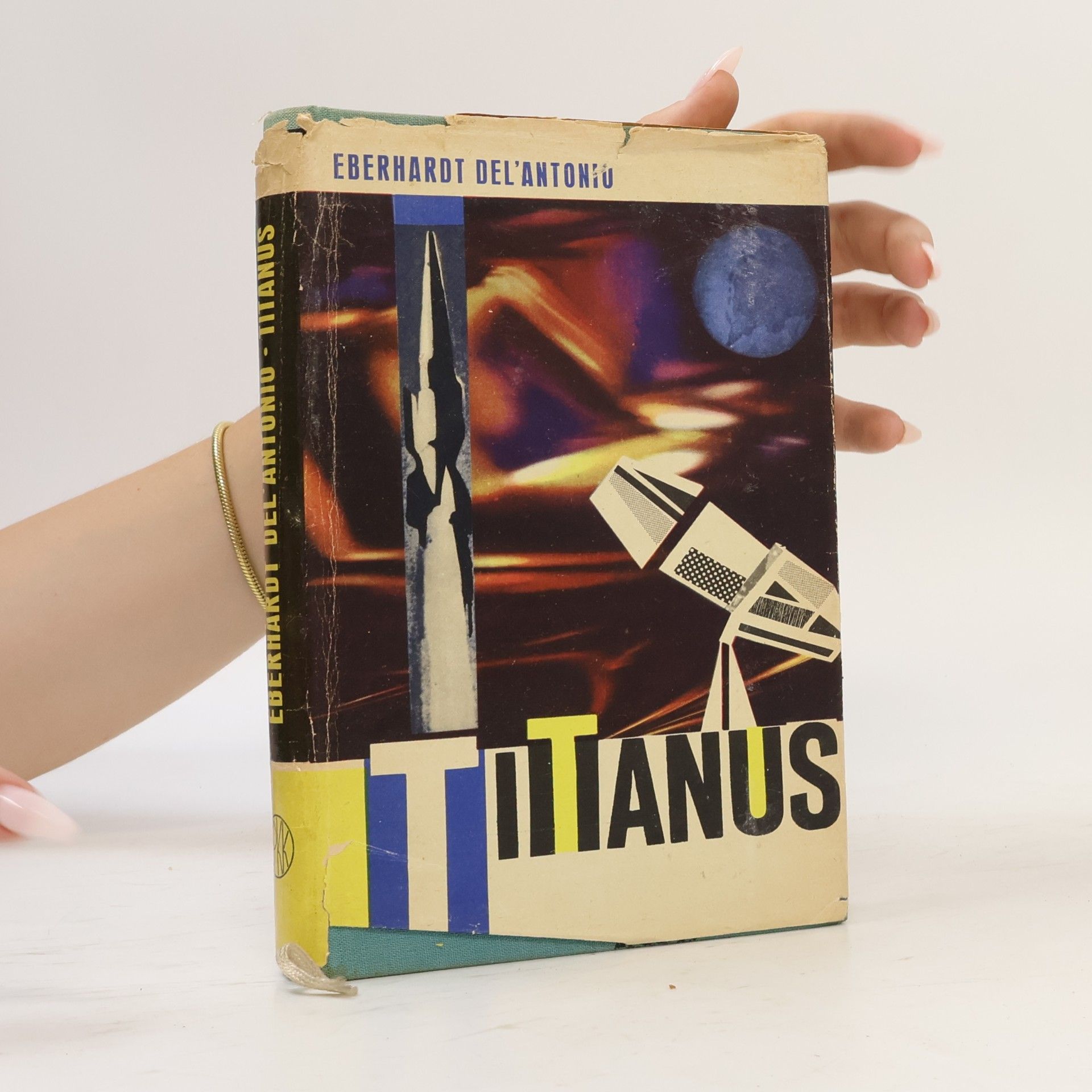 Eberhardt Deľantonio Titanus