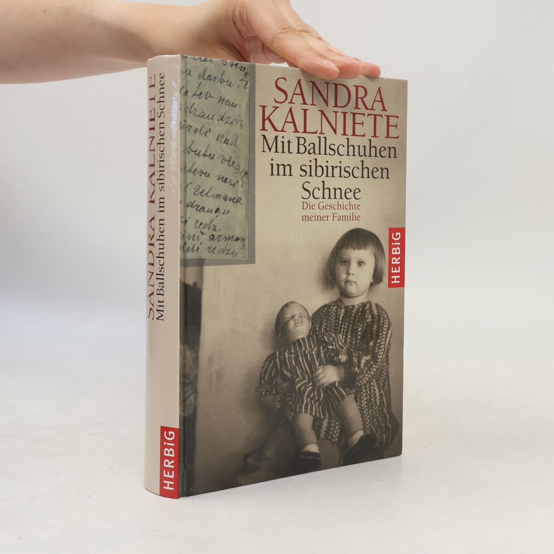 Sandra Kalniete Mit Ballschuhen im sibirischen Schnee