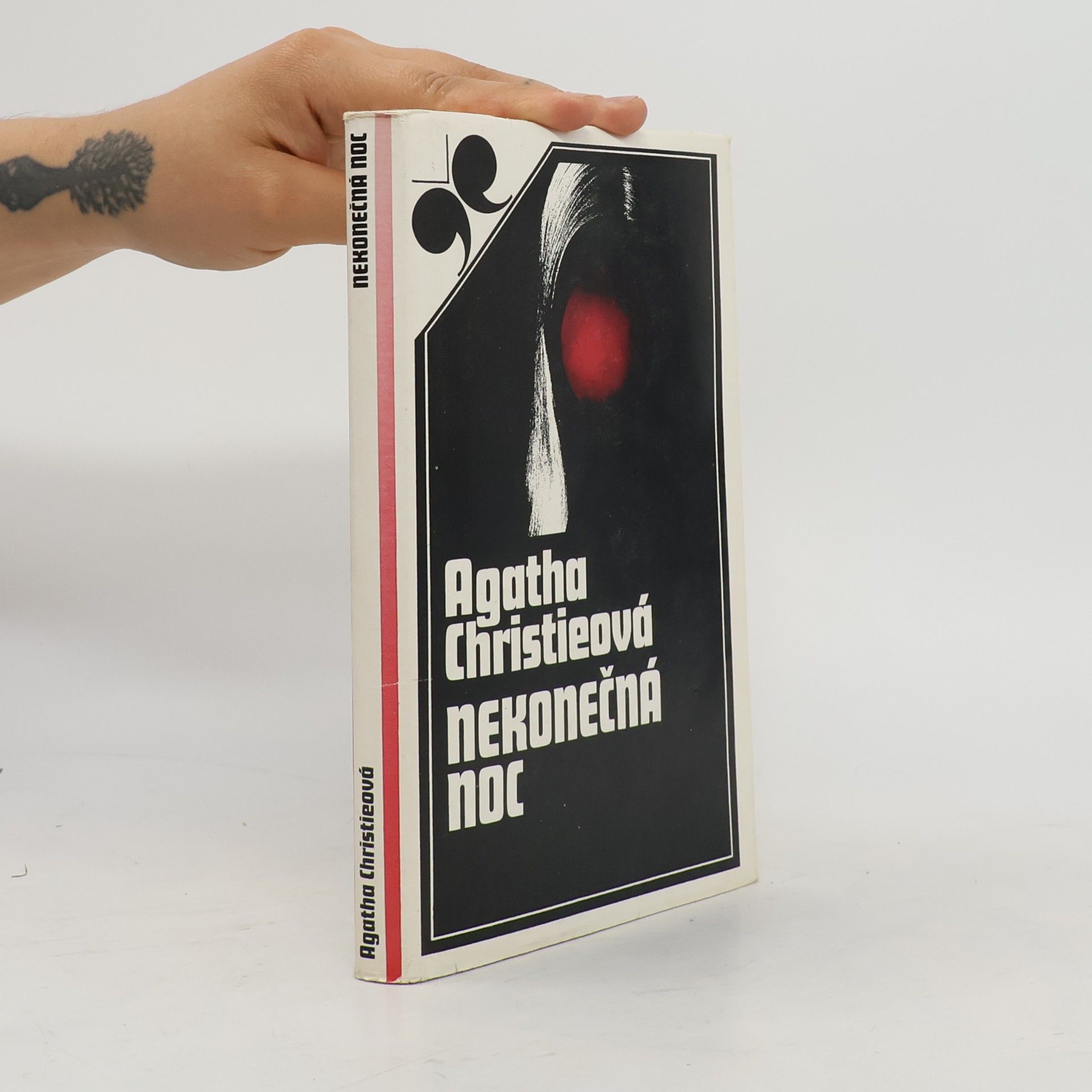 Agatha Christie Nekonečná noc