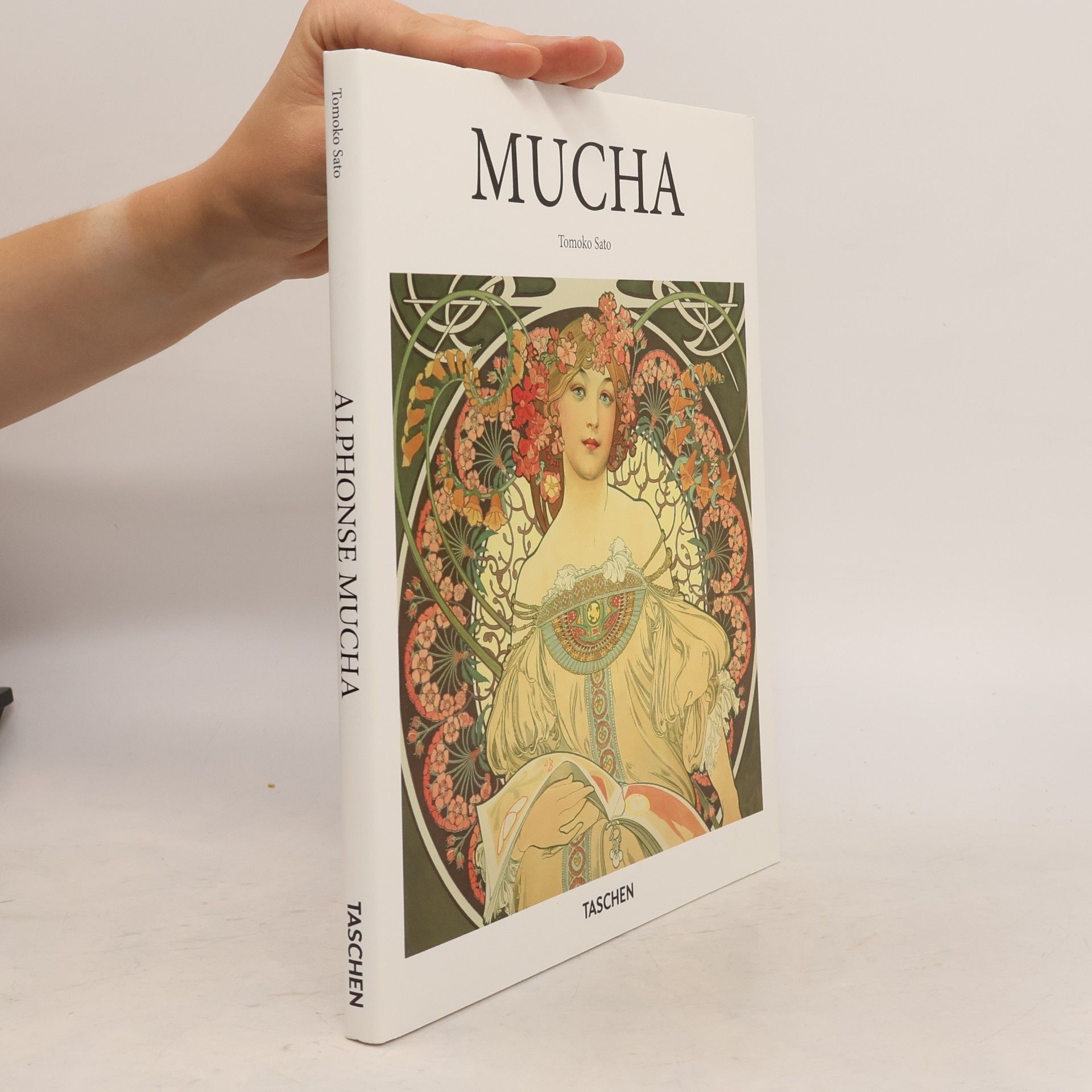 Tomoko Satō Alphonse Mucha 1860-1939 : the artist as visionary