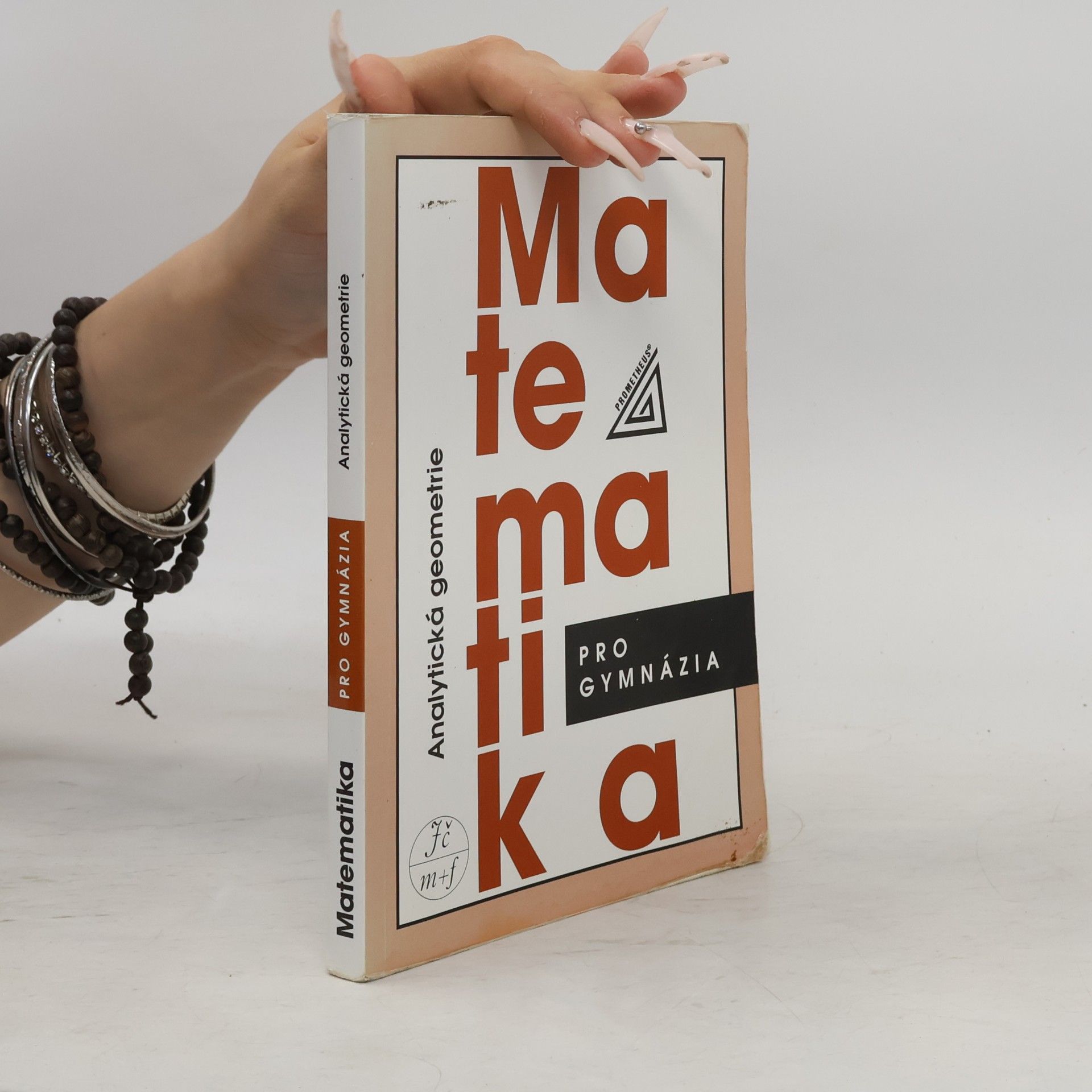Milan Kočandrle Matematika pro gymnázia. Analytická geometrie