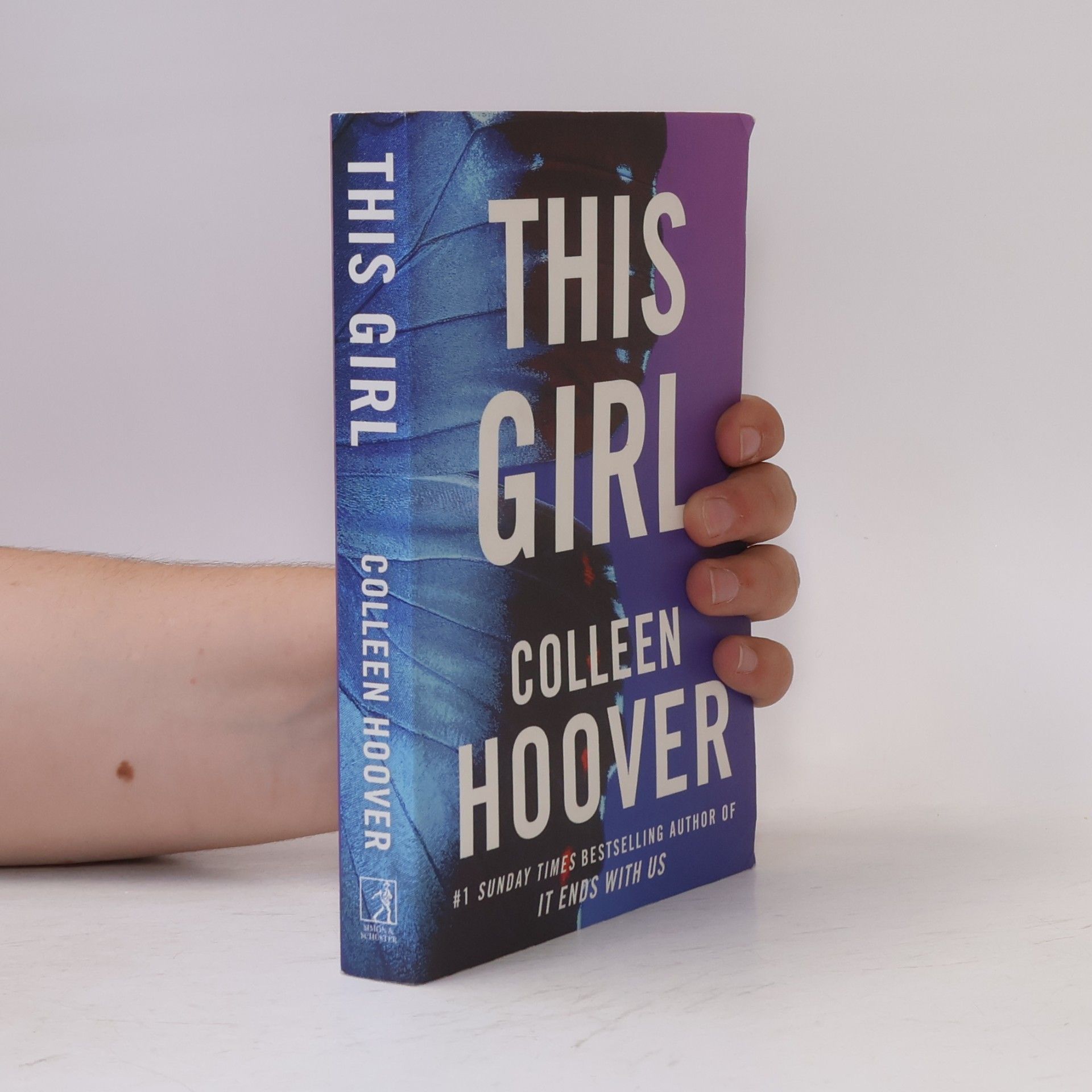 Colleen Hoover This girl