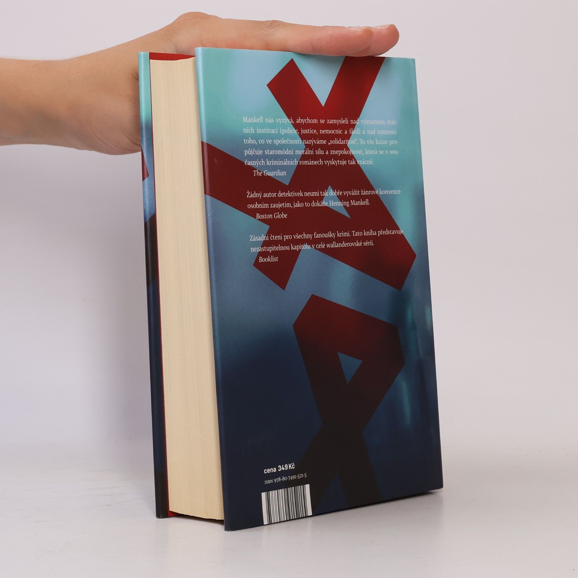Henning Mankell Pyramida